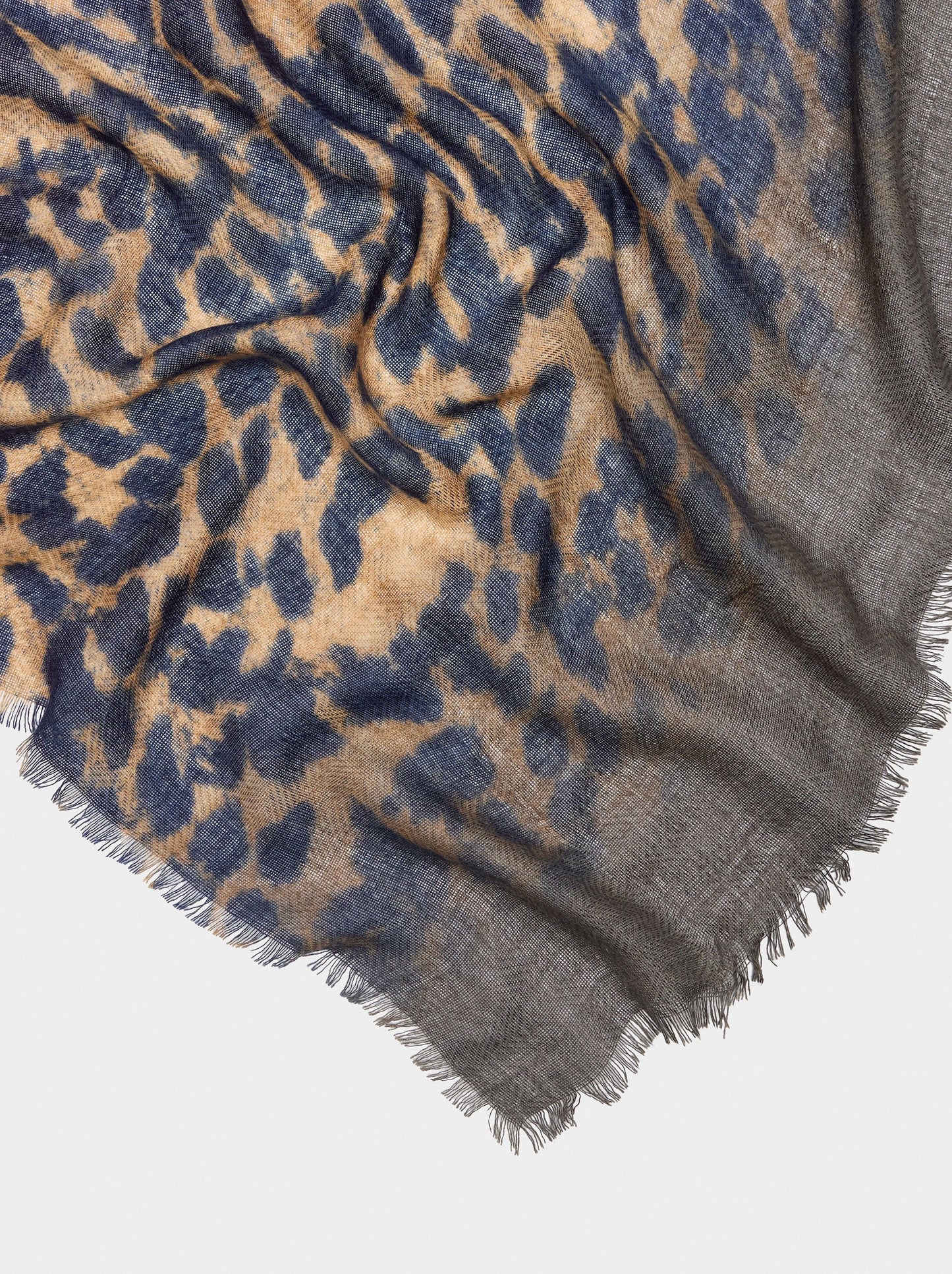 Scarf With Animal Printed