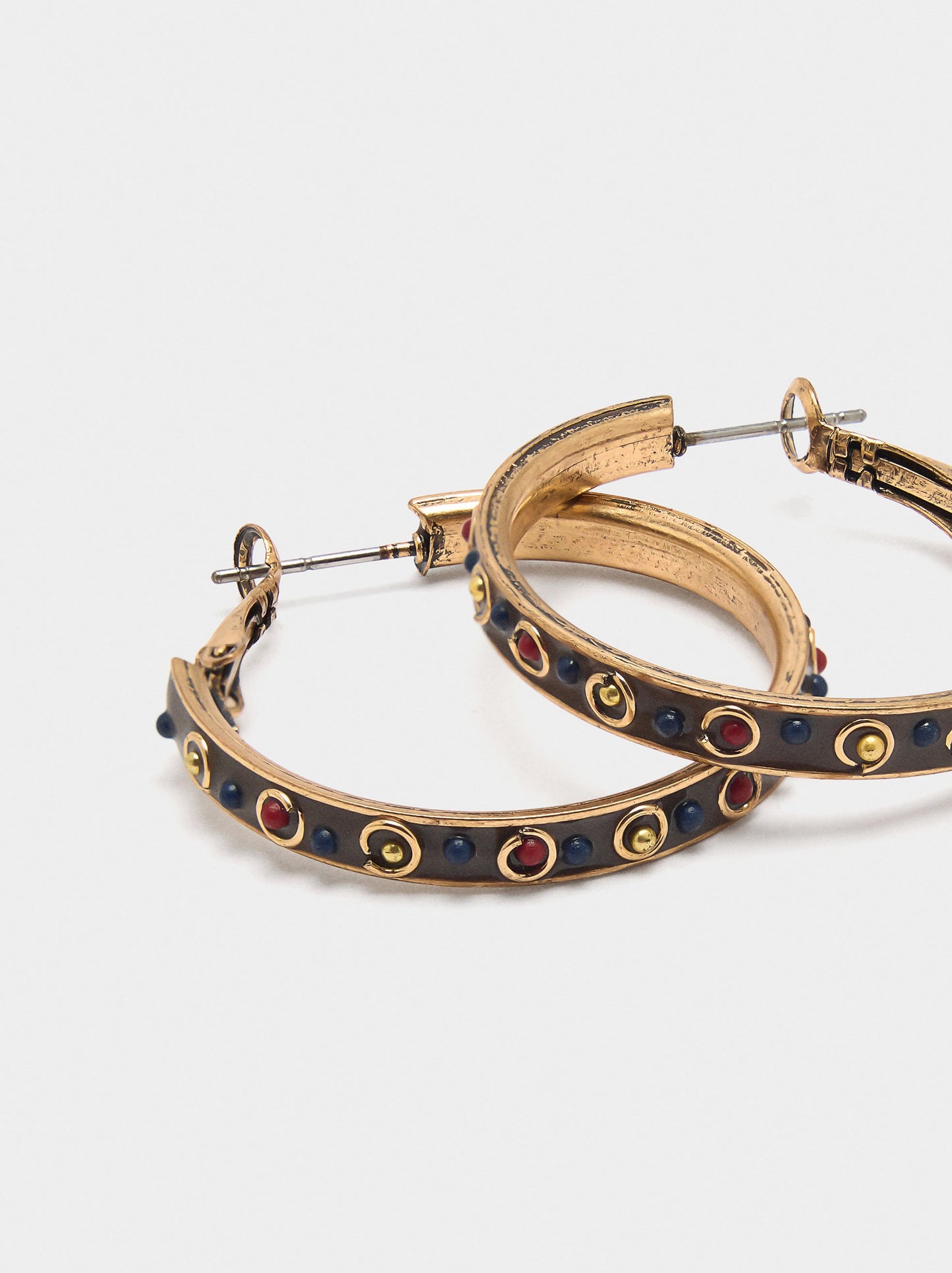 Hoop Earrings With Crystals And Resin