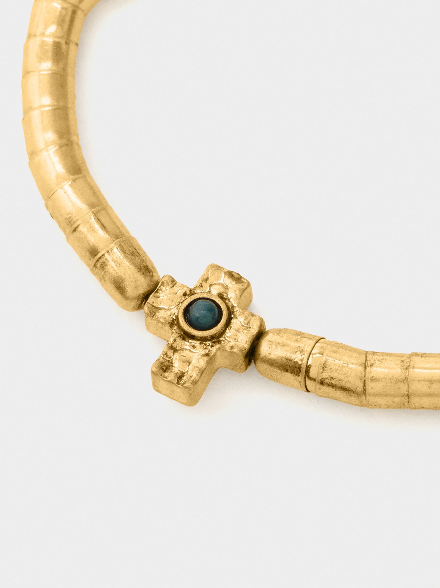 Elastic Bracelet With Dangling Cross