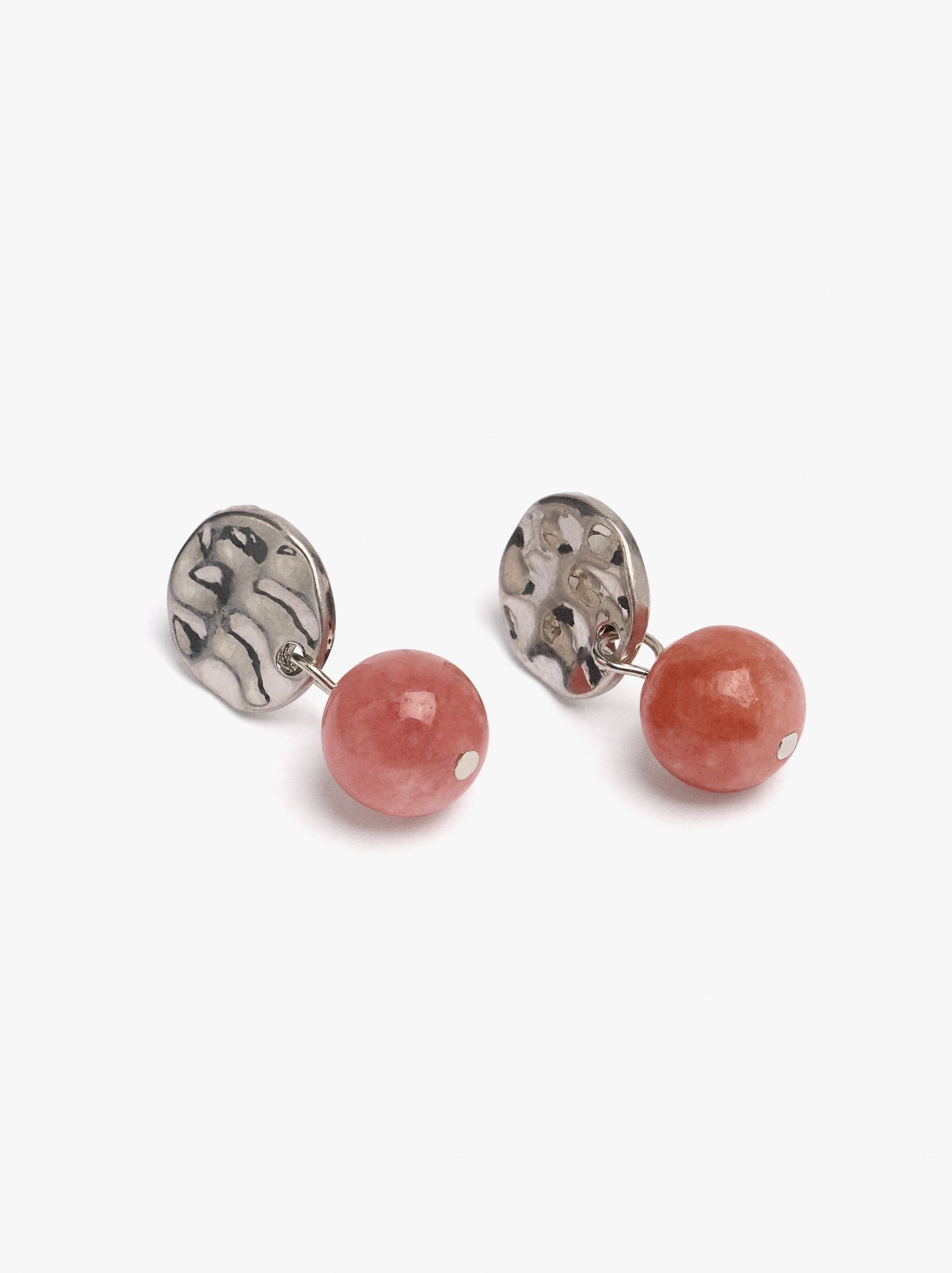 Short Earrings With Bead