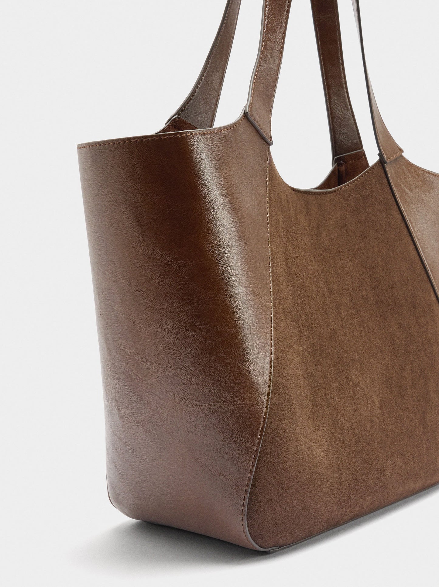 Shopper Bag With Removable Pouch