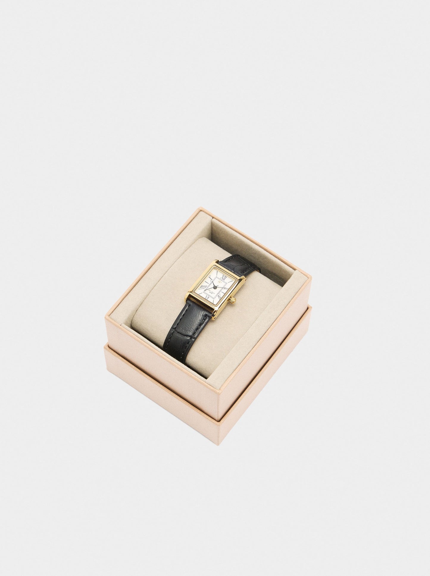 Watch With Animal-Engraved Bracelet