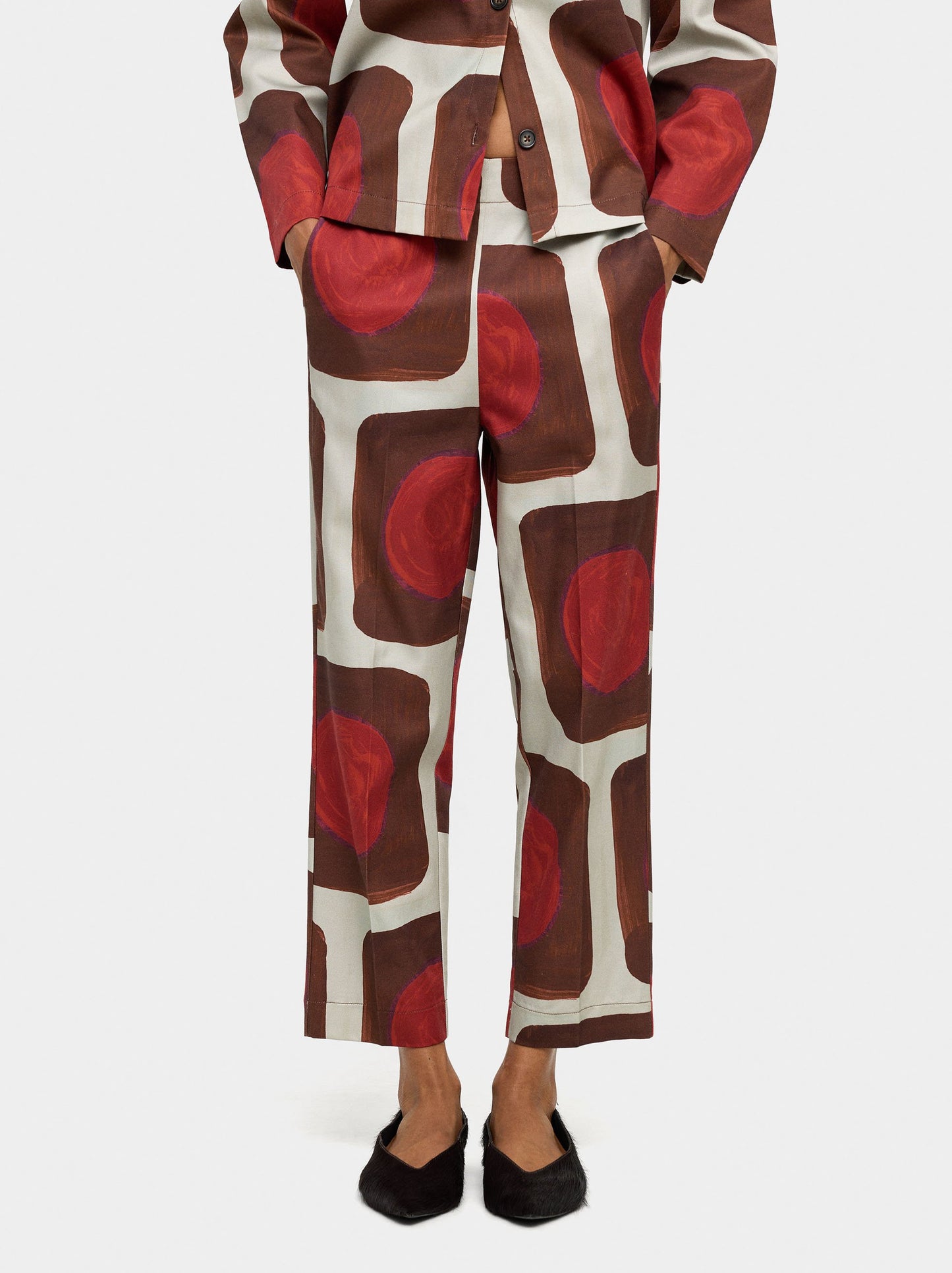 B3nov25 Trousers