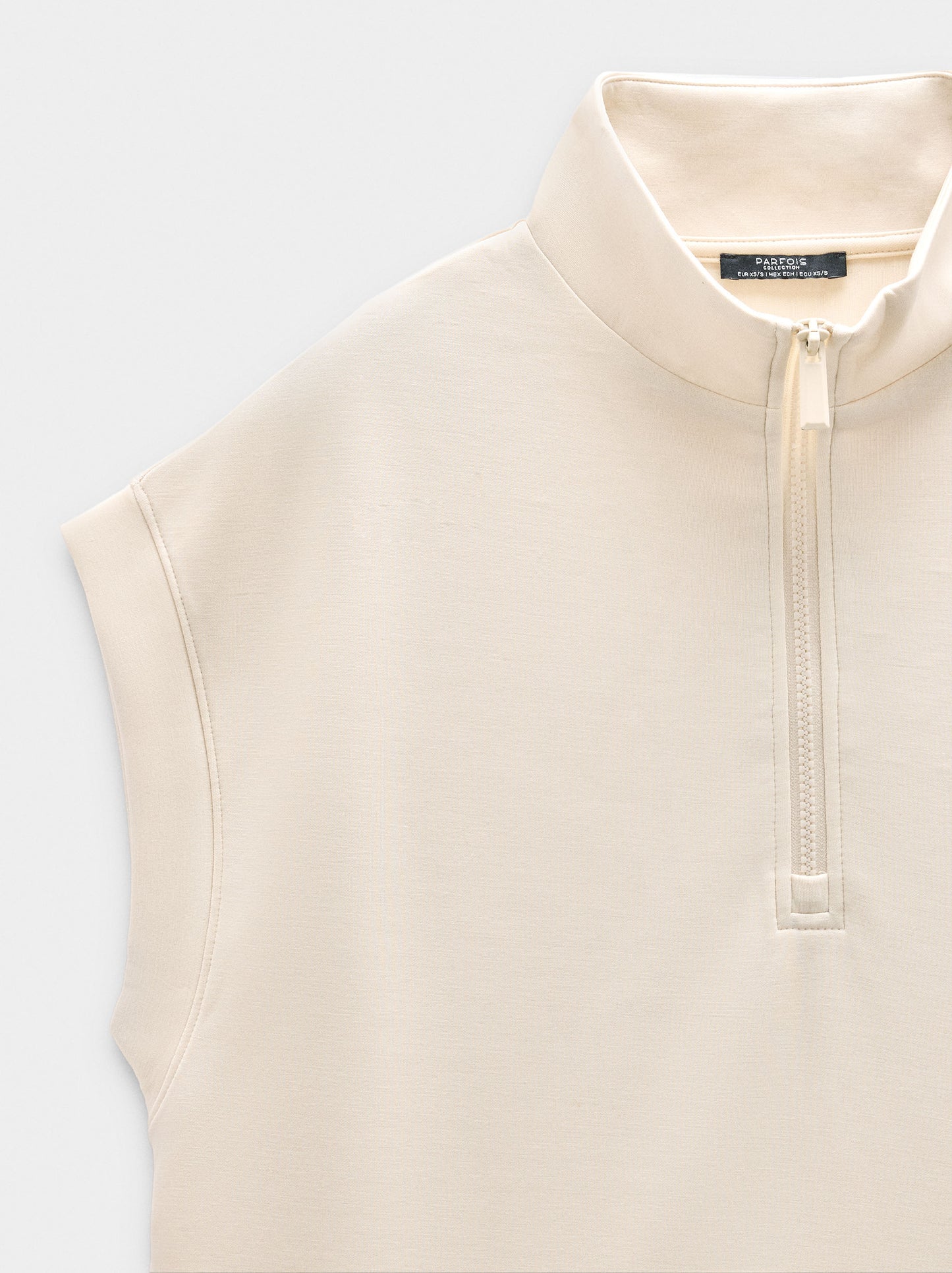 Top With Zipper Closure Soft Touch