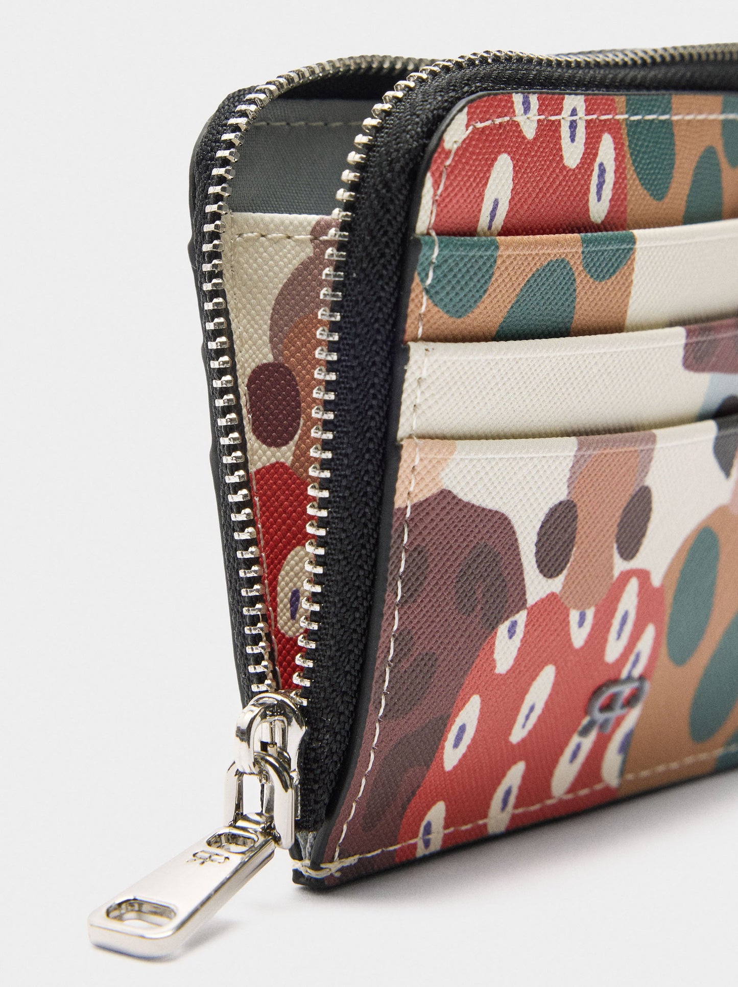 Printed Textured Cardholder