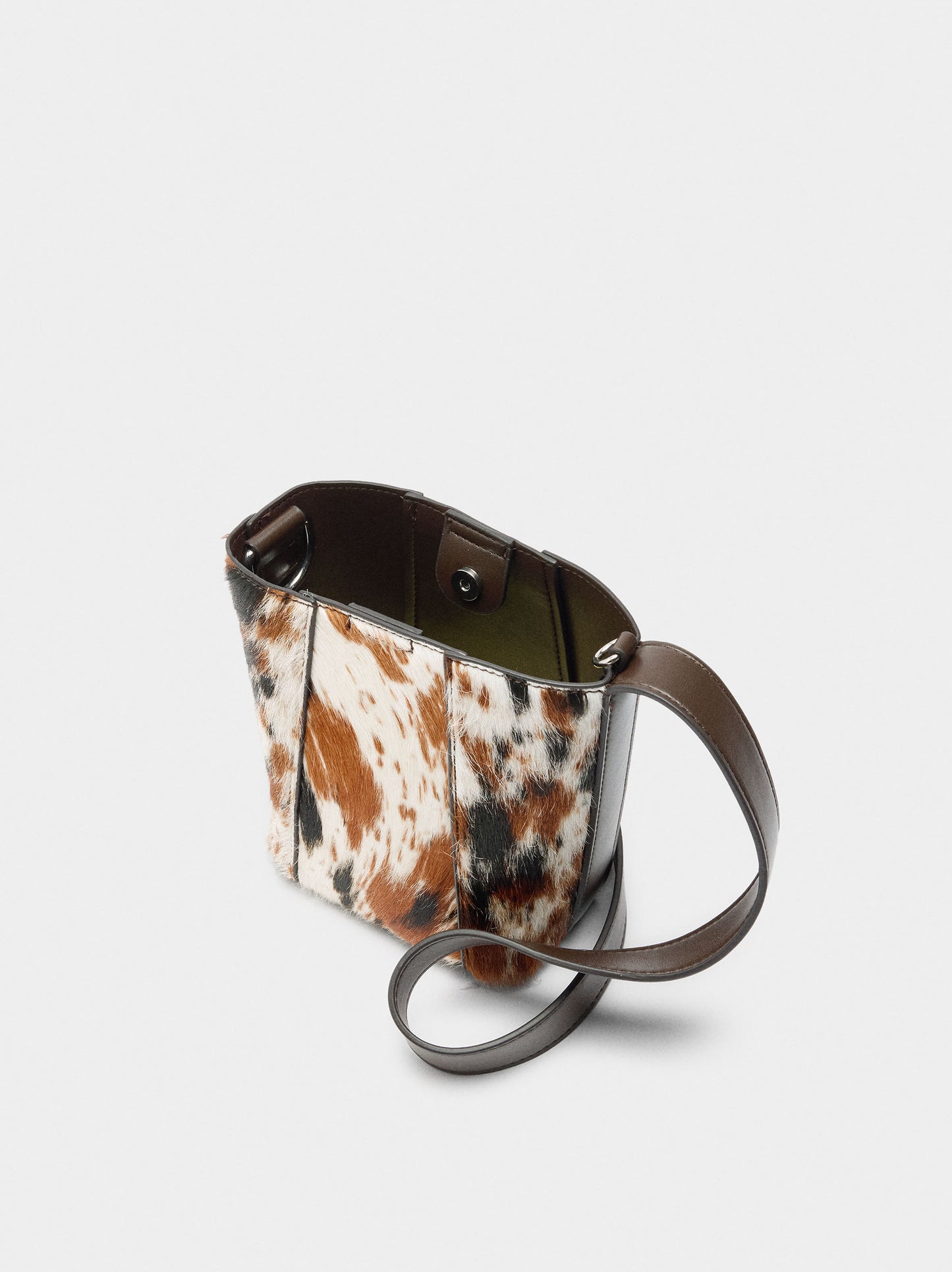 Bucket Bag With Leather Details