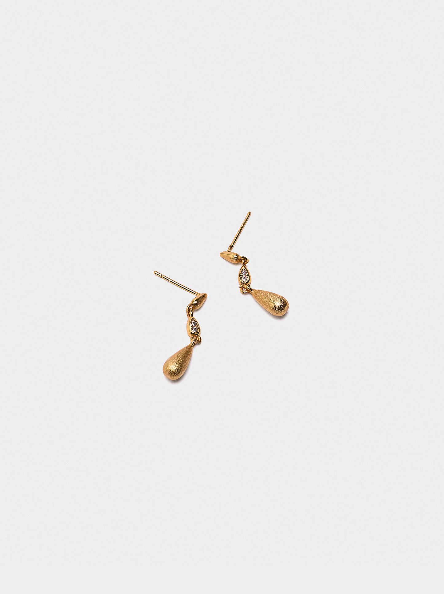 Long Teardrop Earrings With Zirconia