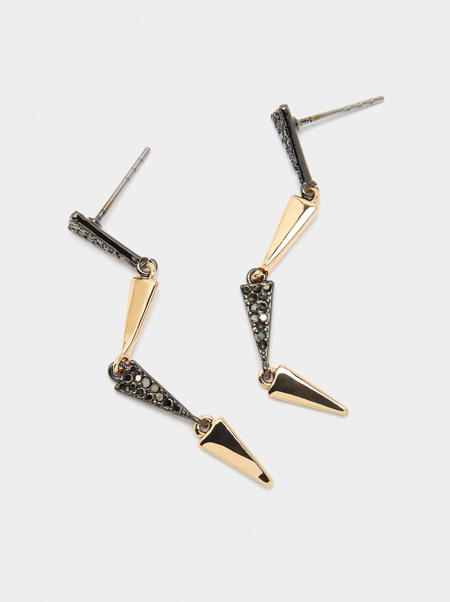 Earrings With Diamond Shapes With Cubic Zirconia