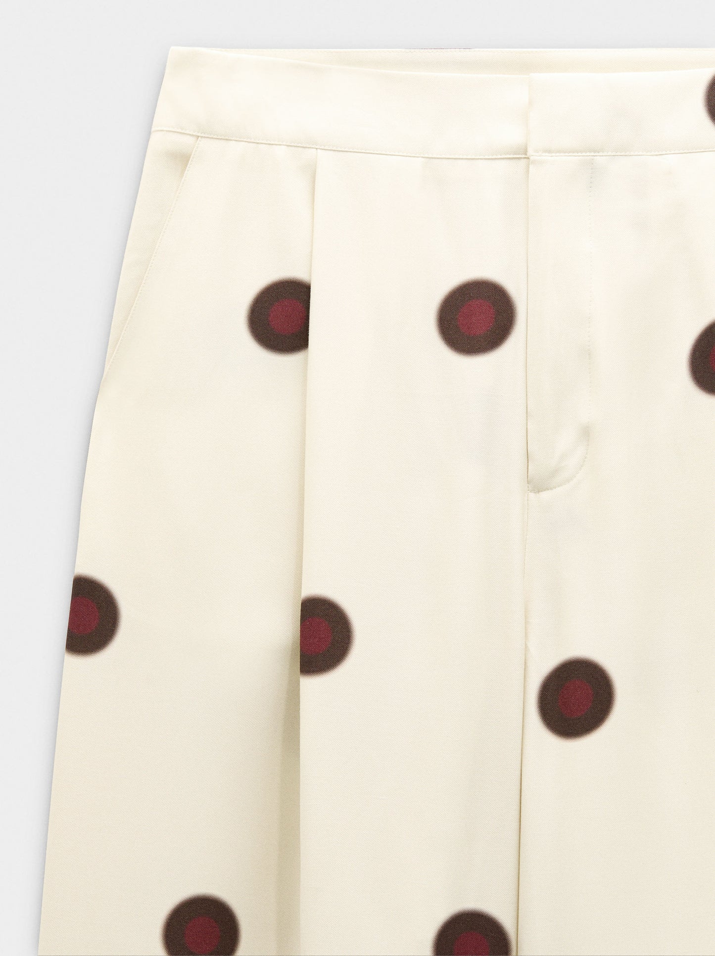 Trousers With Pleats And Polka Dots