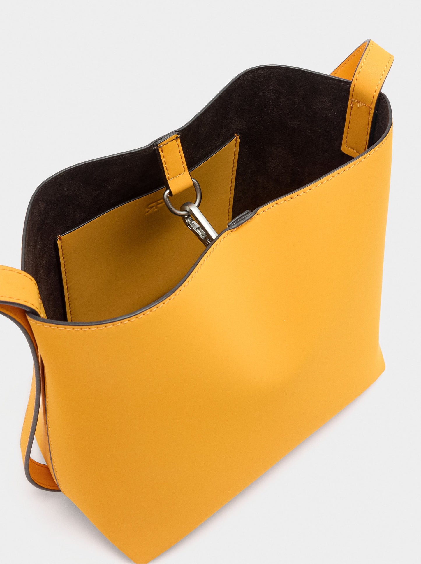 Shoulder Bag With Soft Texture