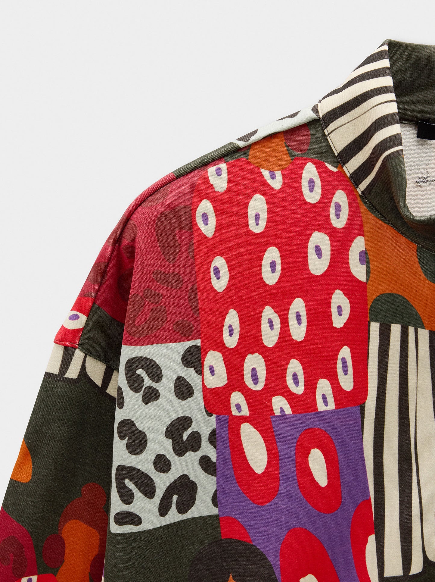 Printed Sweatshirt With Zipper Closure