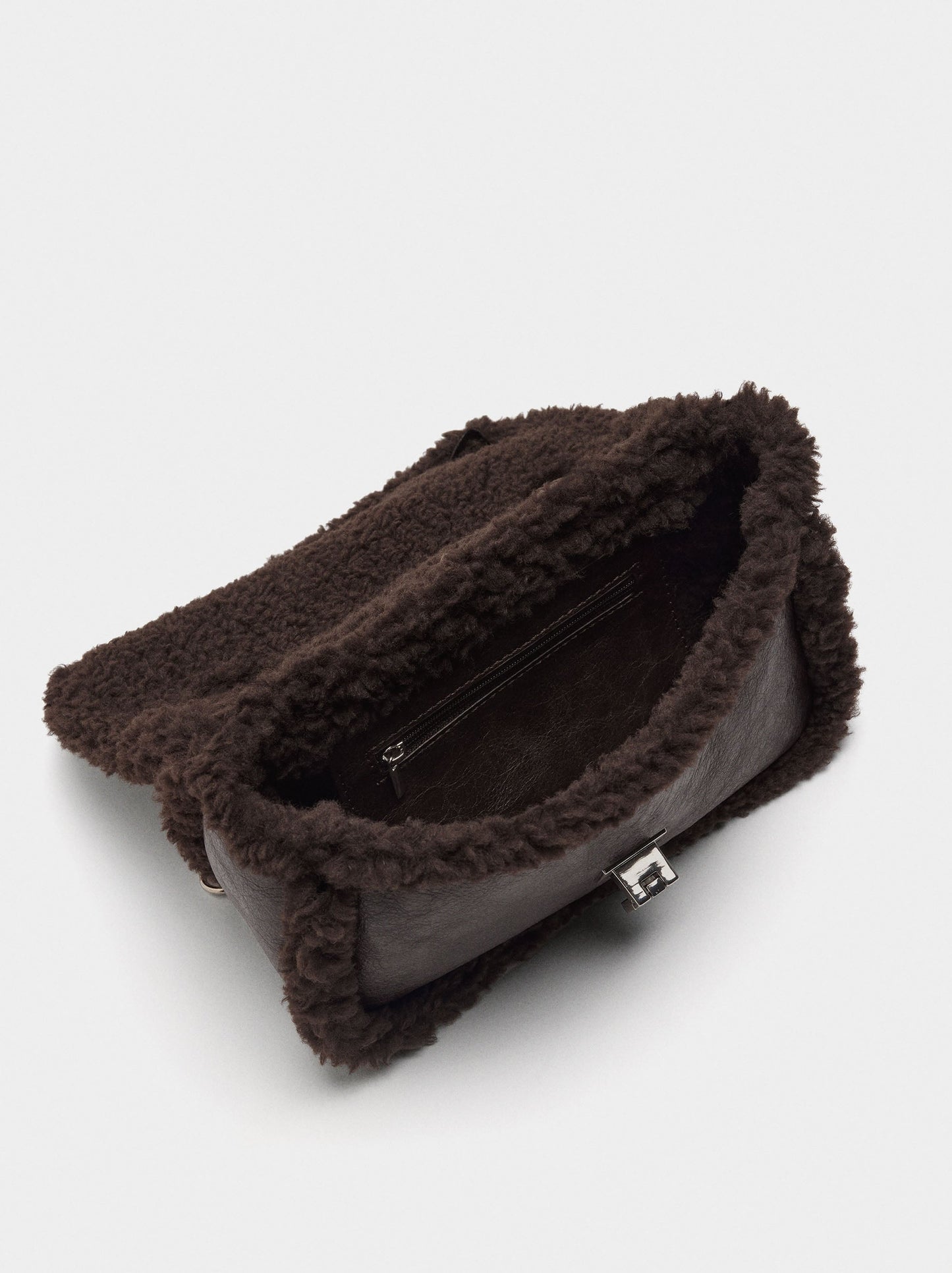 Party Bag With Fur Effect Borders