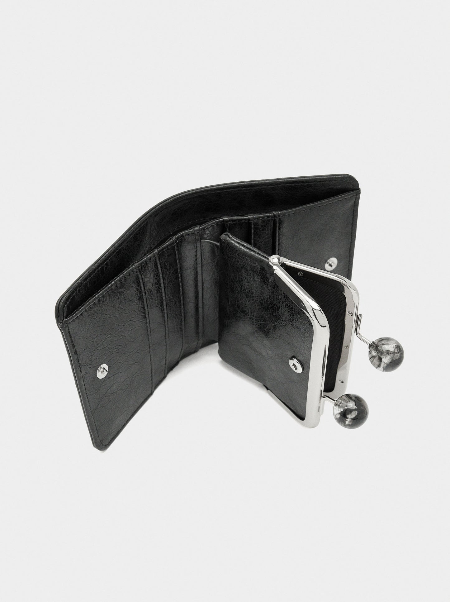 Wallet With Studs And Kiss-Lock Closure