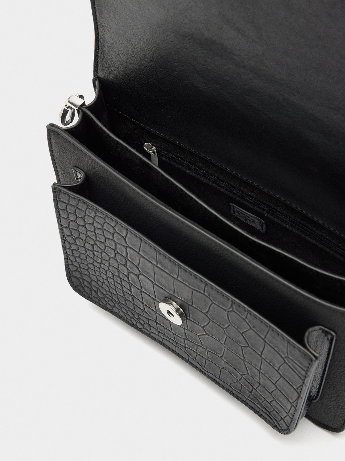 Crossbody Bag With Flap And Texture