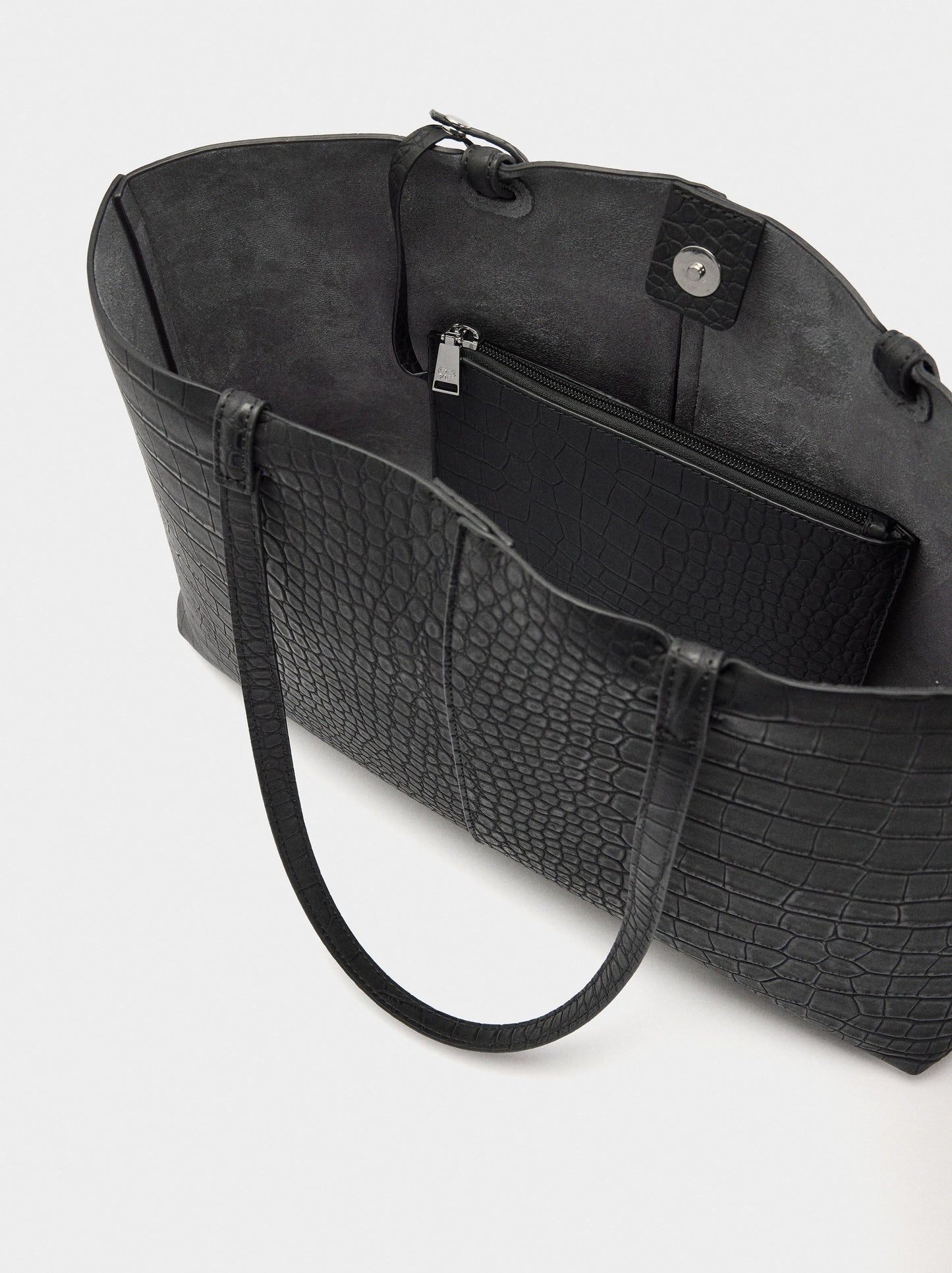 Animal-Embossed Shopper Bag With Pouch