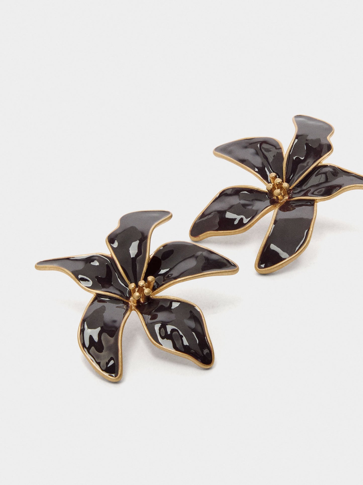 Flower Earrings With Enamel
