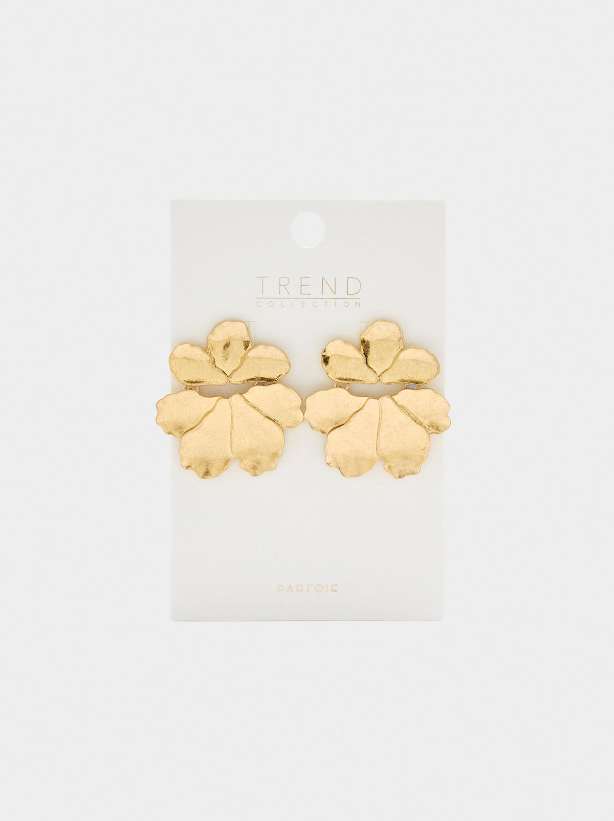 Maxi Flower Earrings With Embossed Detail