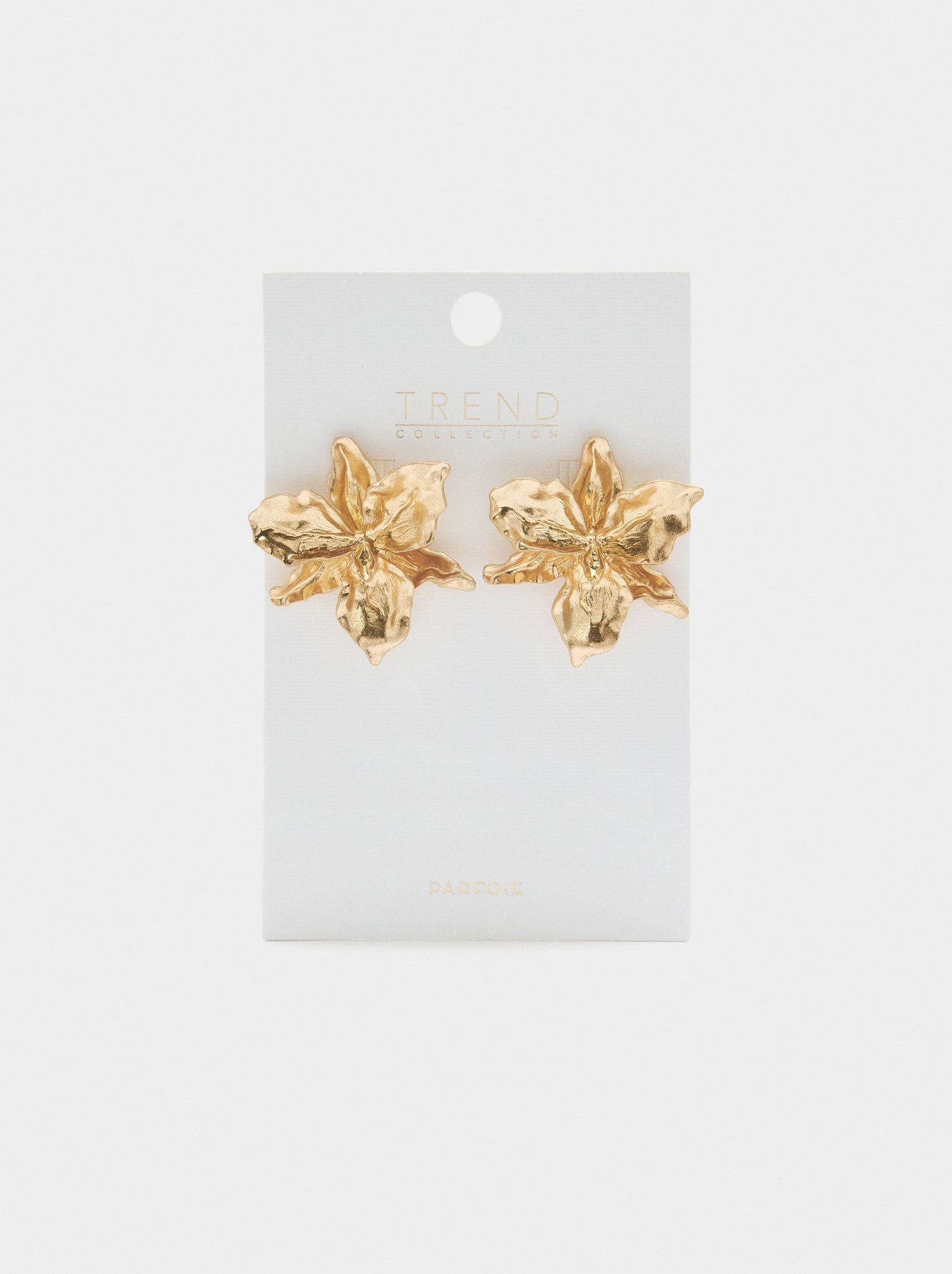 Maxi Flower Earrings With Embossed Detail