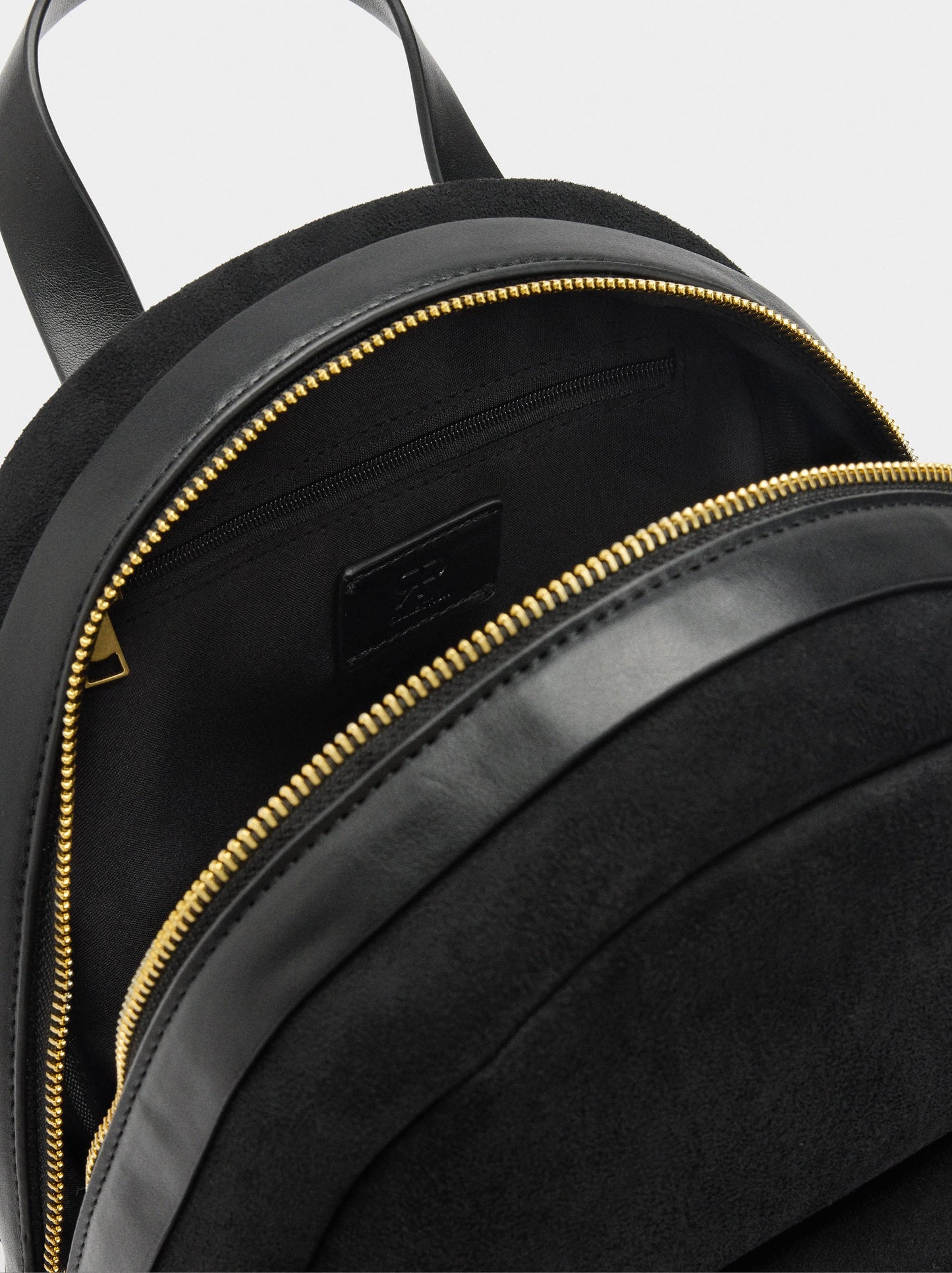 Basic Backpack Leather-Effect