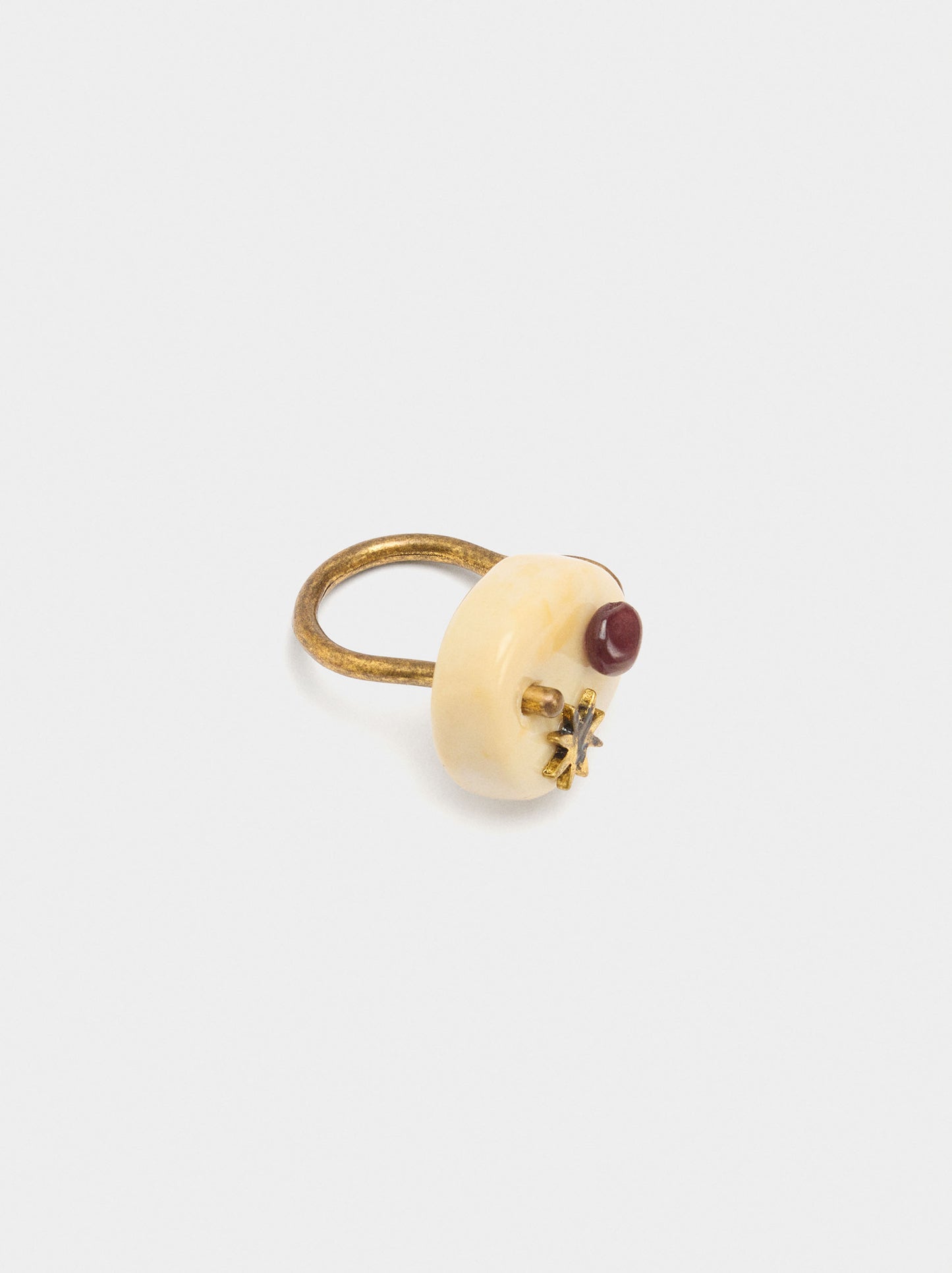 Maxi Ring With Star