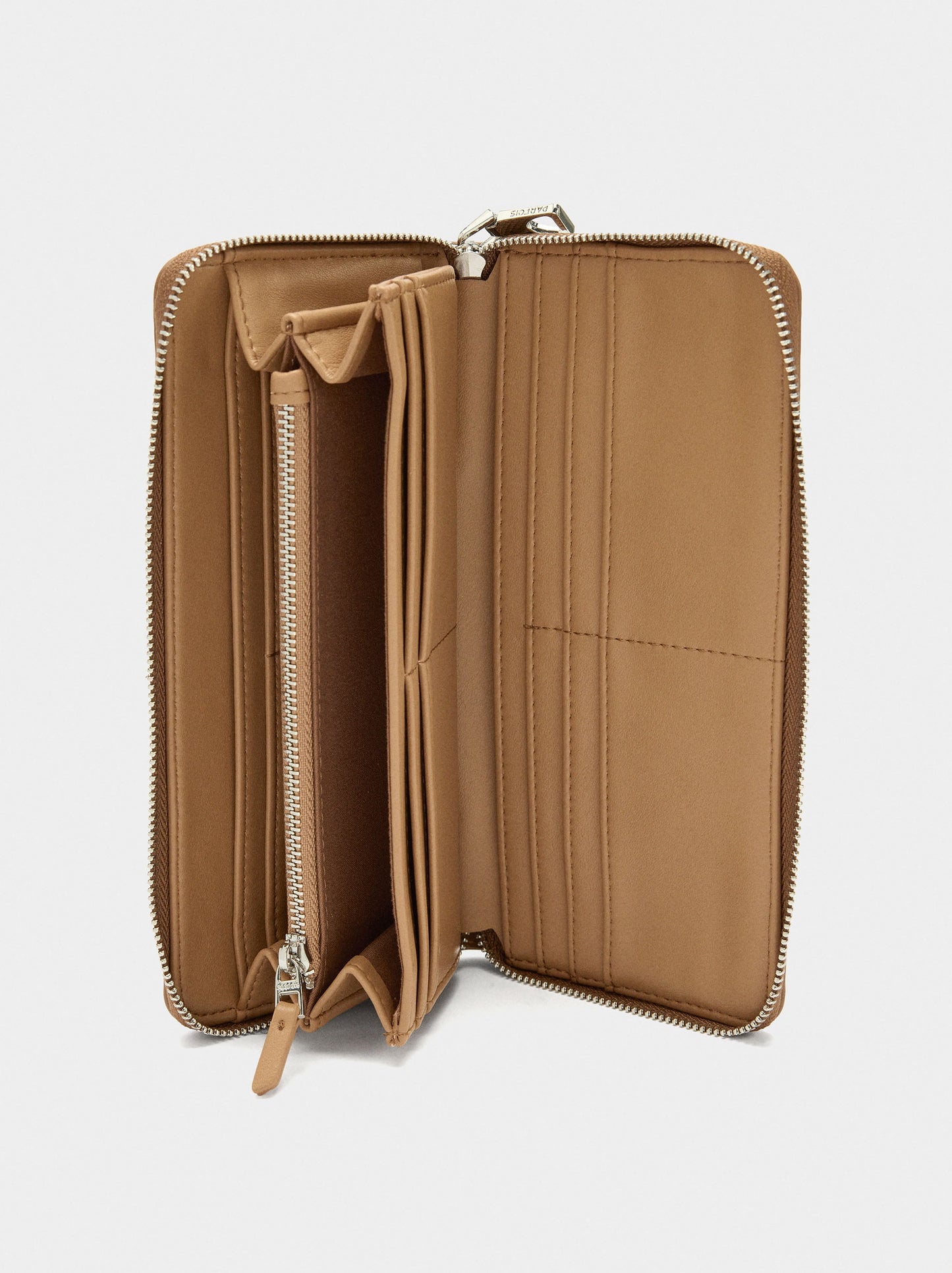 Wallet With Animal Engraving L