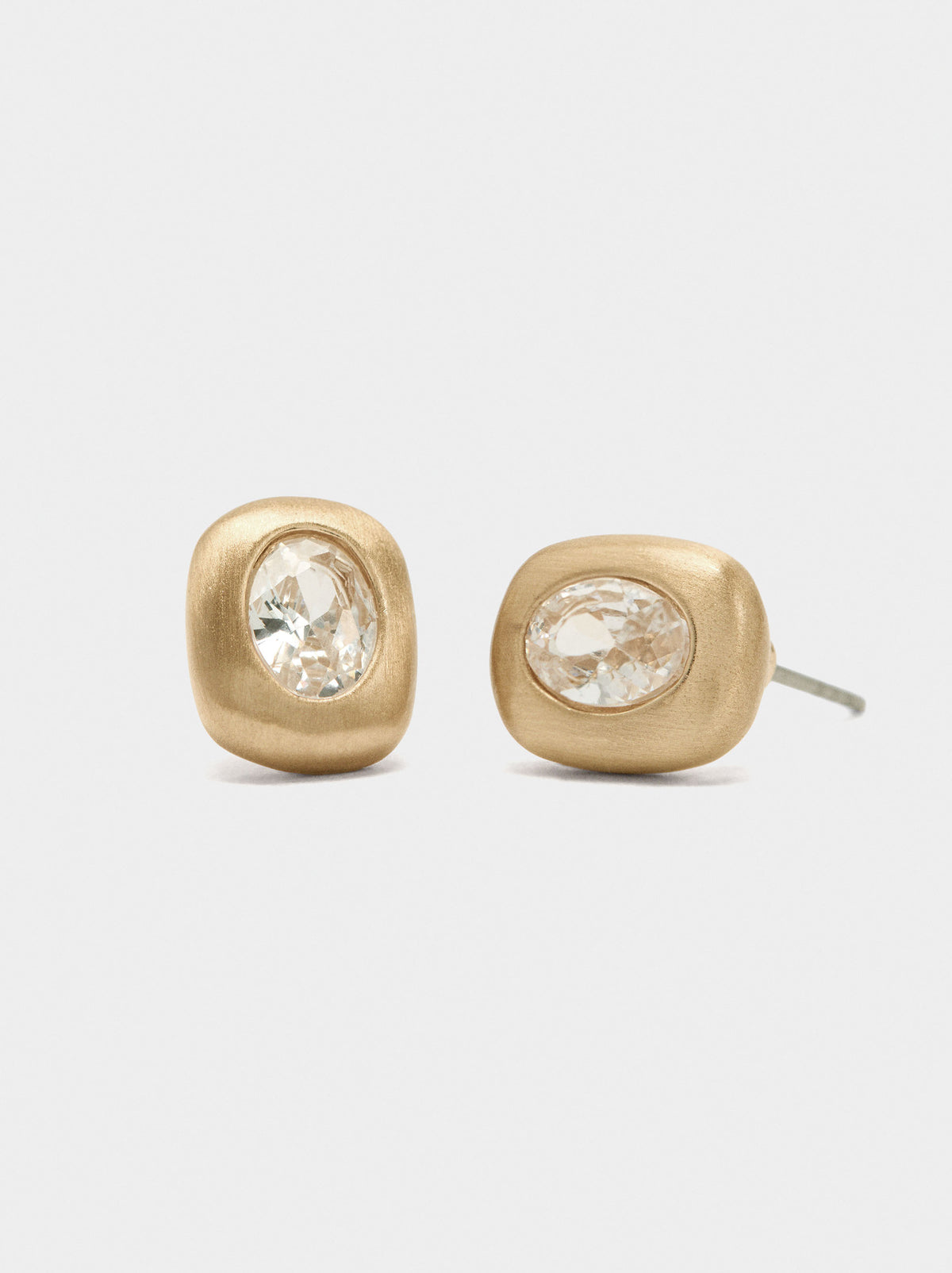 Rounded Earrings With Cubic Zirconia