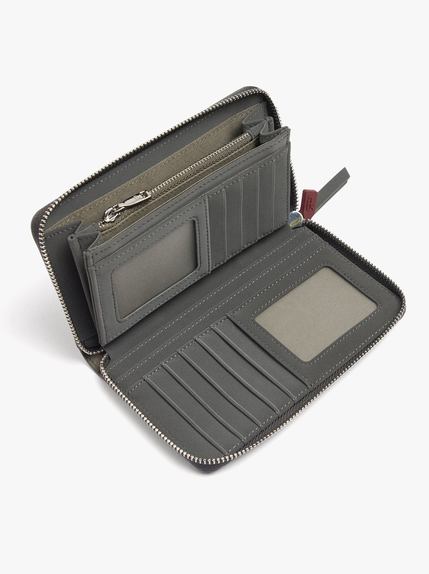 Wallet With Soft Texture With Zipper Closure