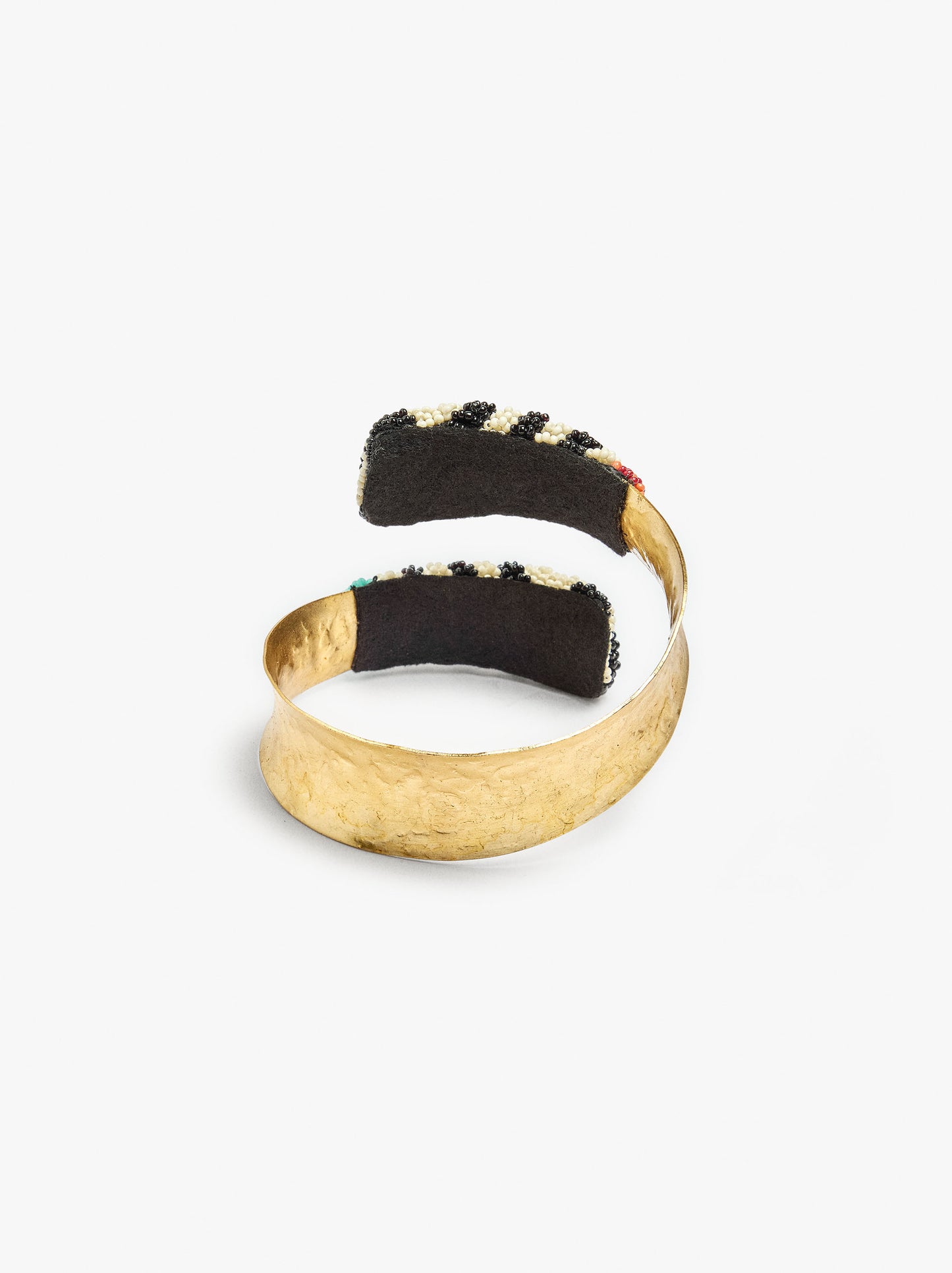 Rigid Crossed Bracelet With Beads