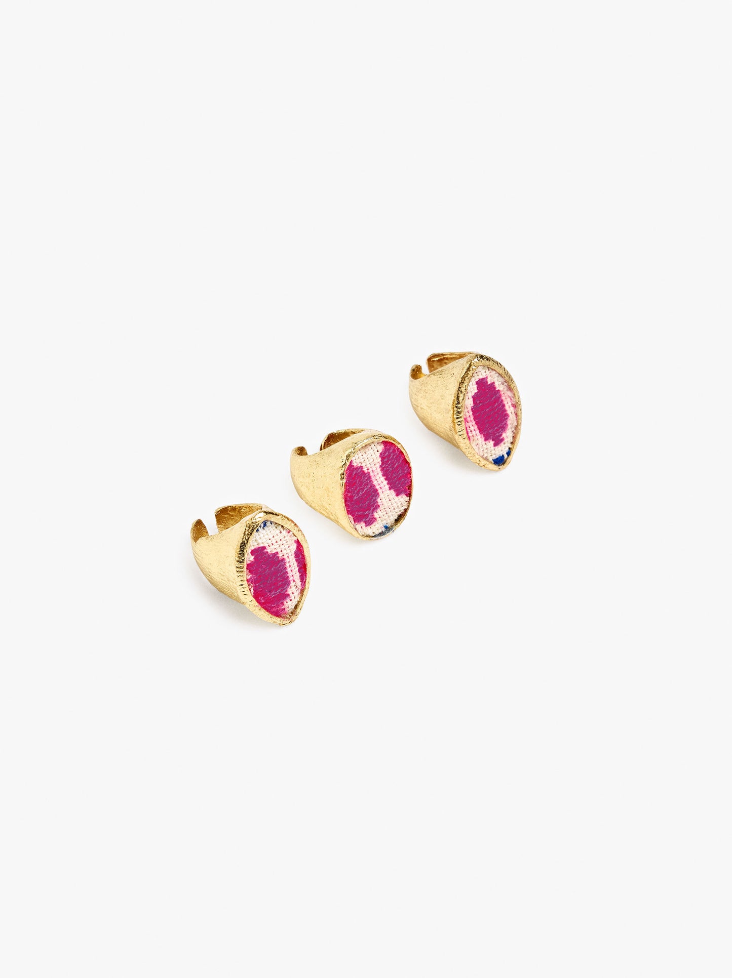 Set Of Oval Rings With Fabric