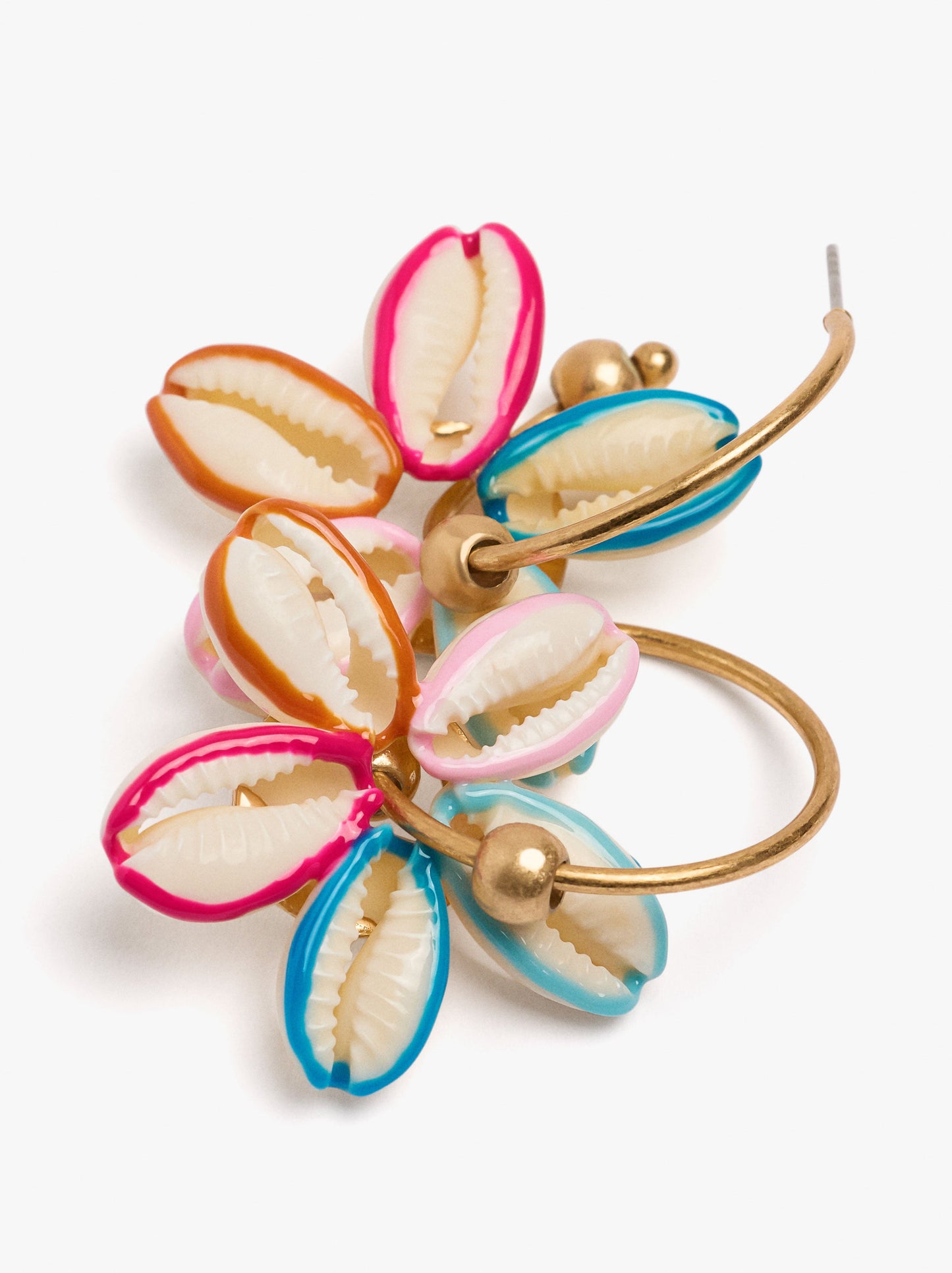 Open Hoop Earrings With Shell Flower