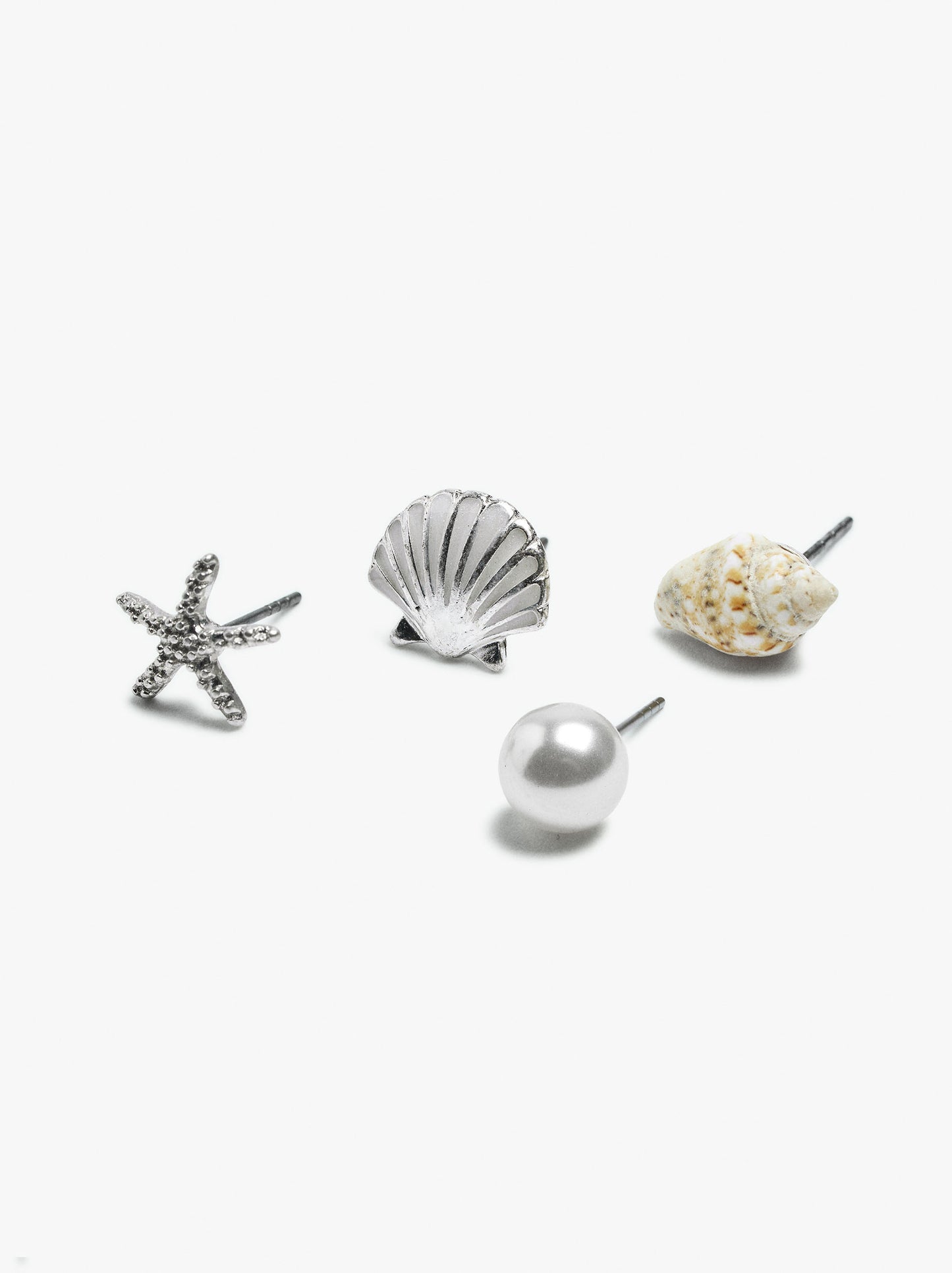 Set Of Earrings With Sea-Inspired Motifs