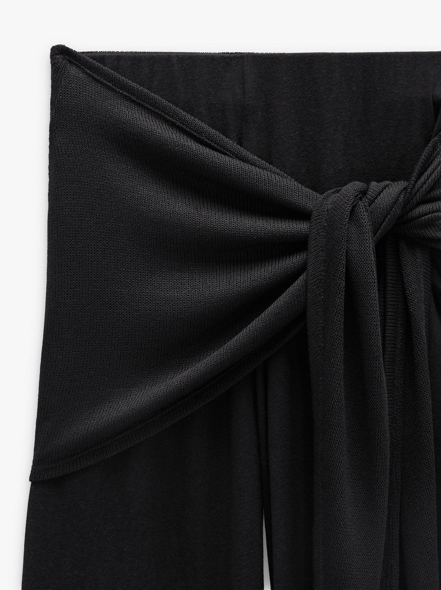 Trousers With Draped And Knot
