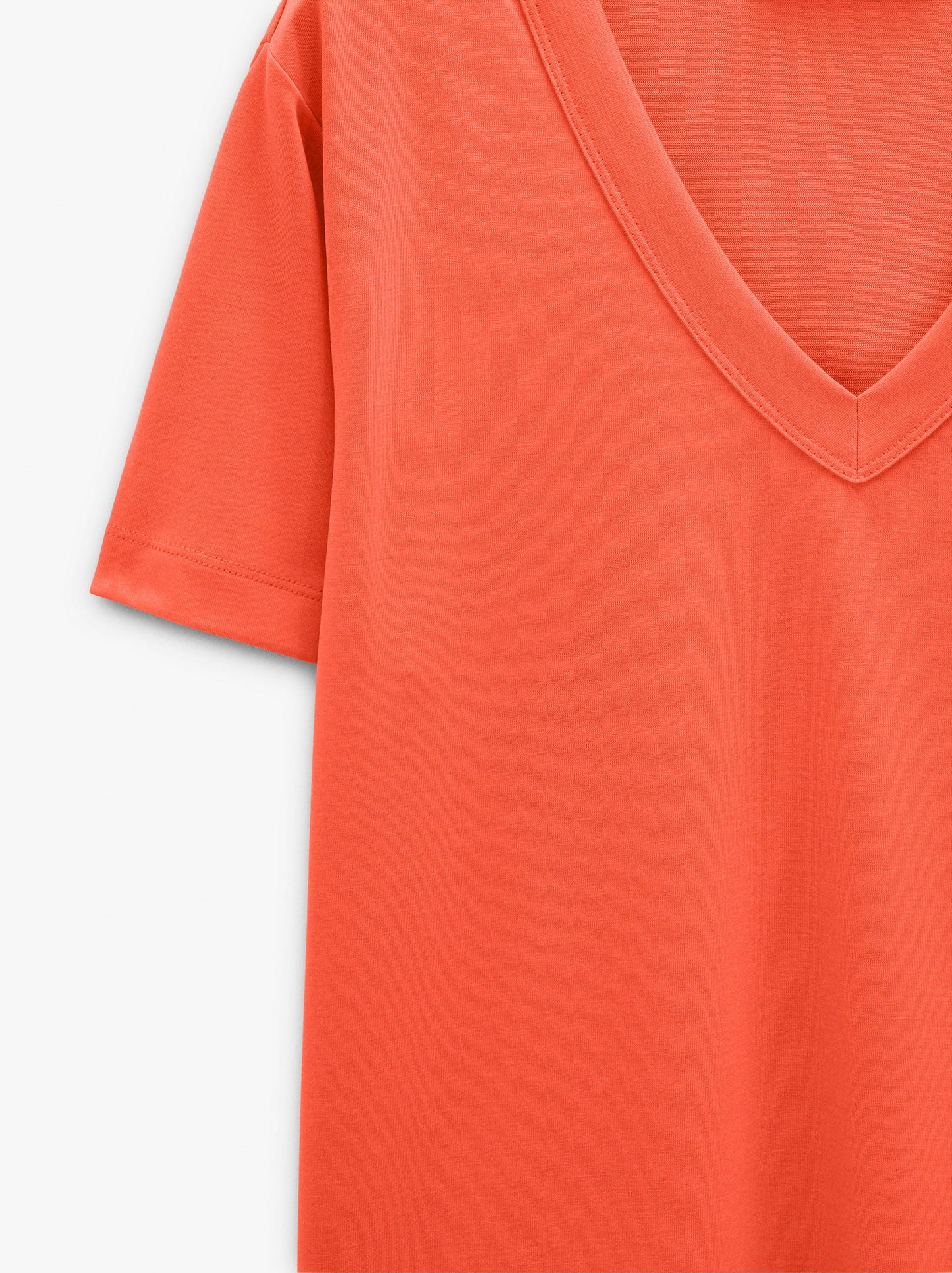T-Shirt With V-Neck