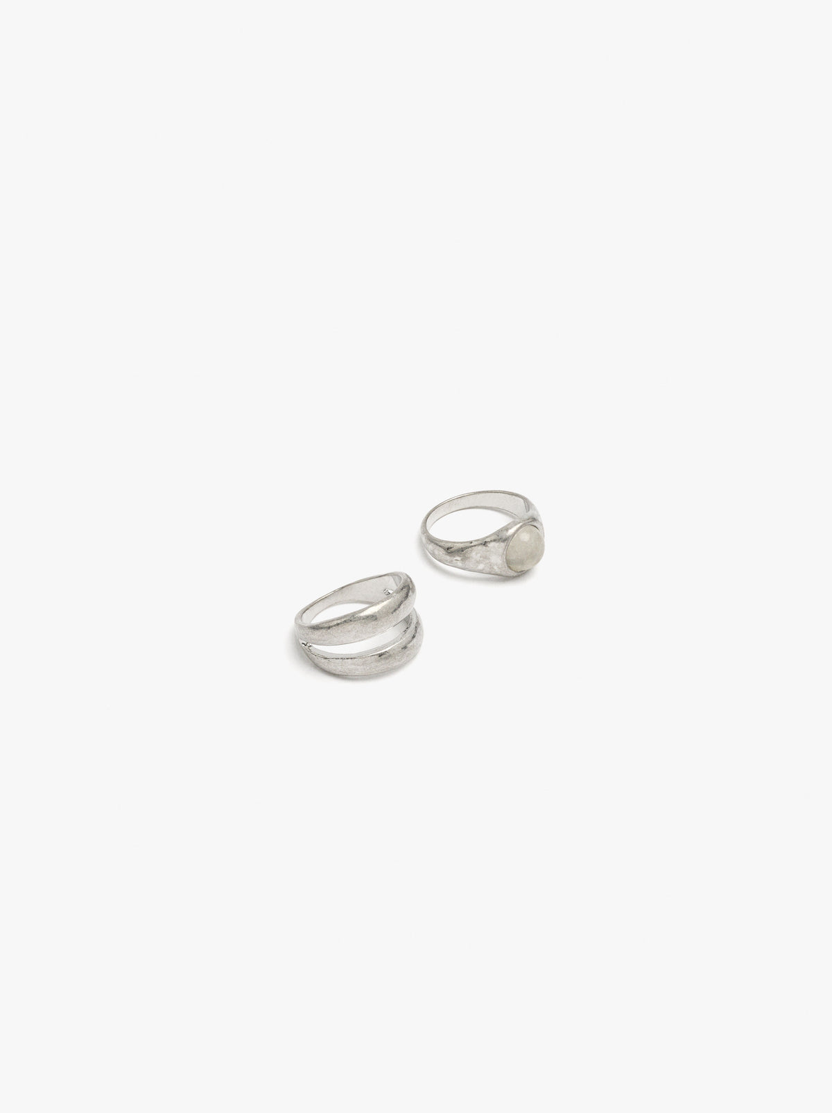 Set Of Rings With Stone