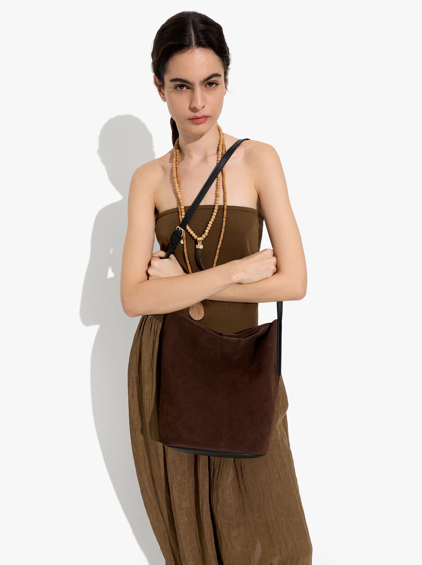 Leather Bucket Bag With Inner Pouch M
