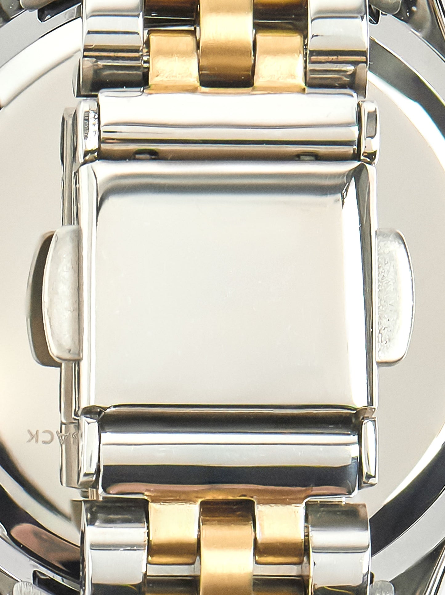 Bicolor Round Watch With Stainless Steel Bracelet