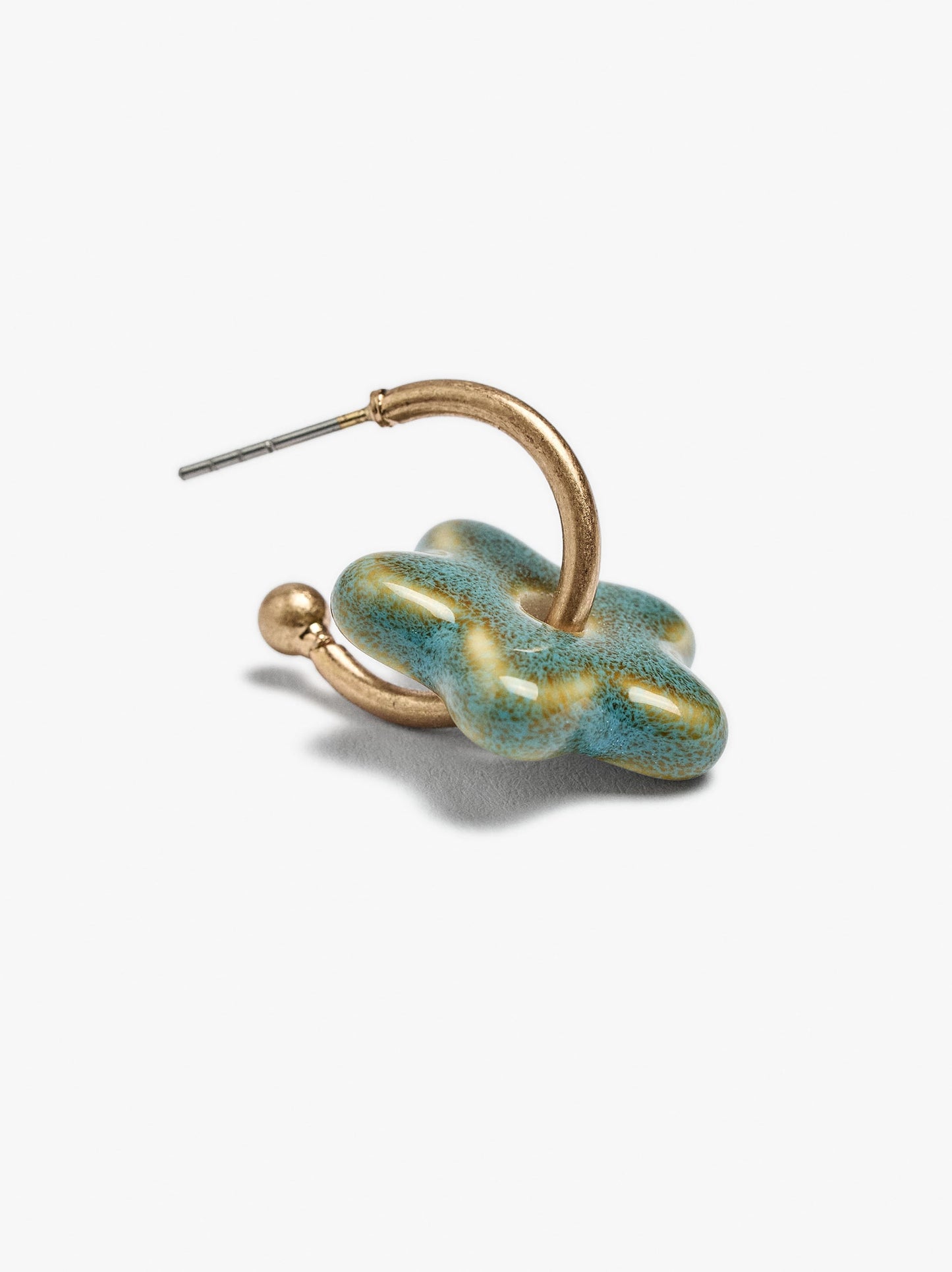 Open Hoop Earrings With Ceramic Star