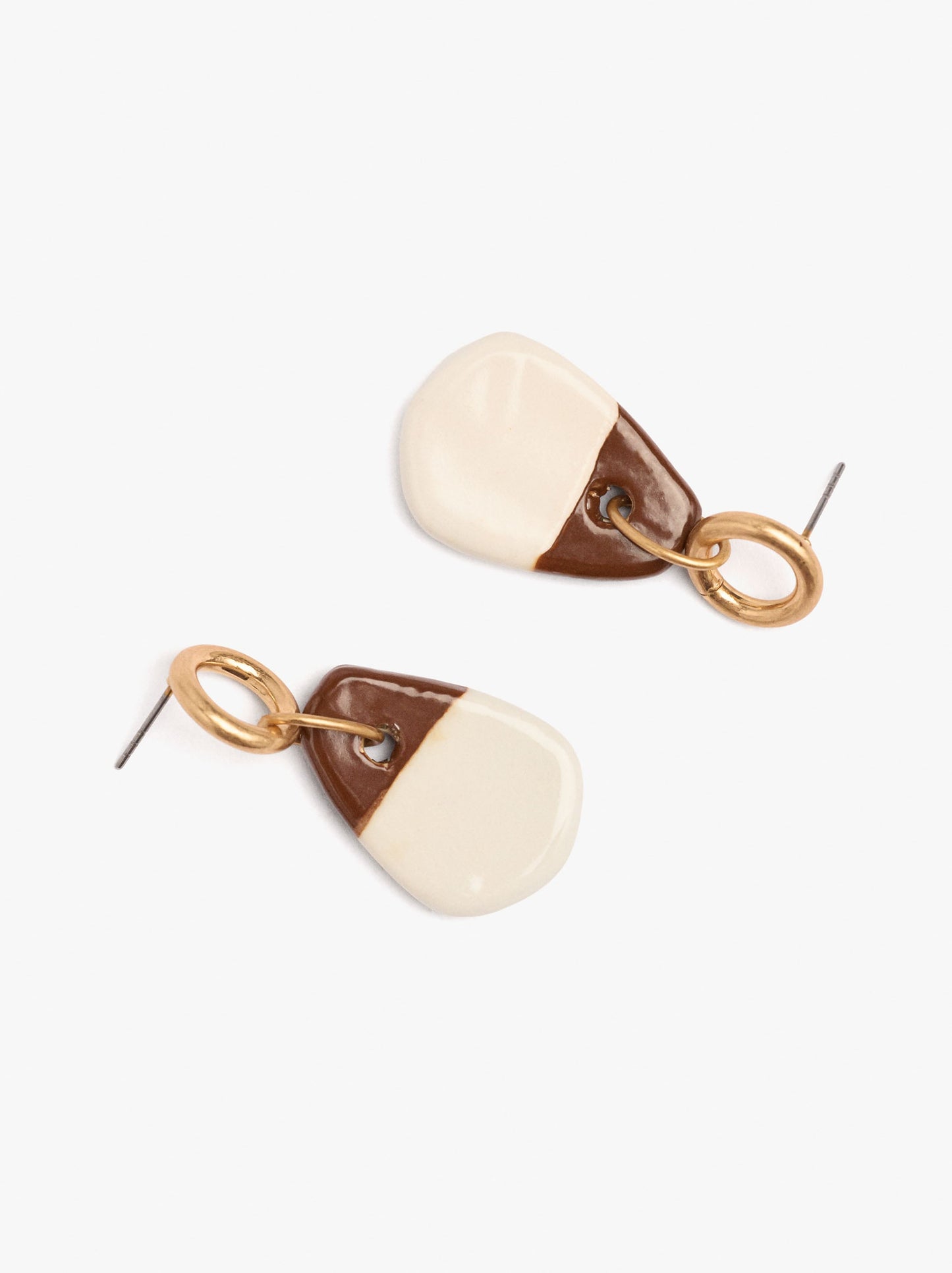 Oval Pendant Earrings With Ceramic