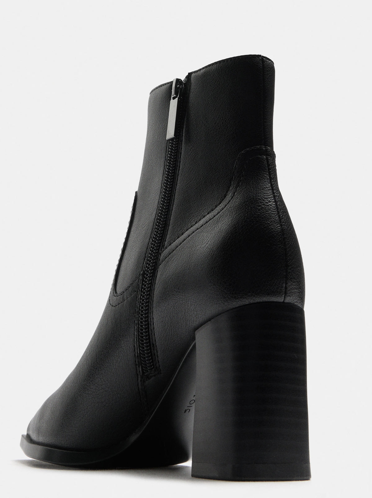 Ankle Boots With A Wide Heel