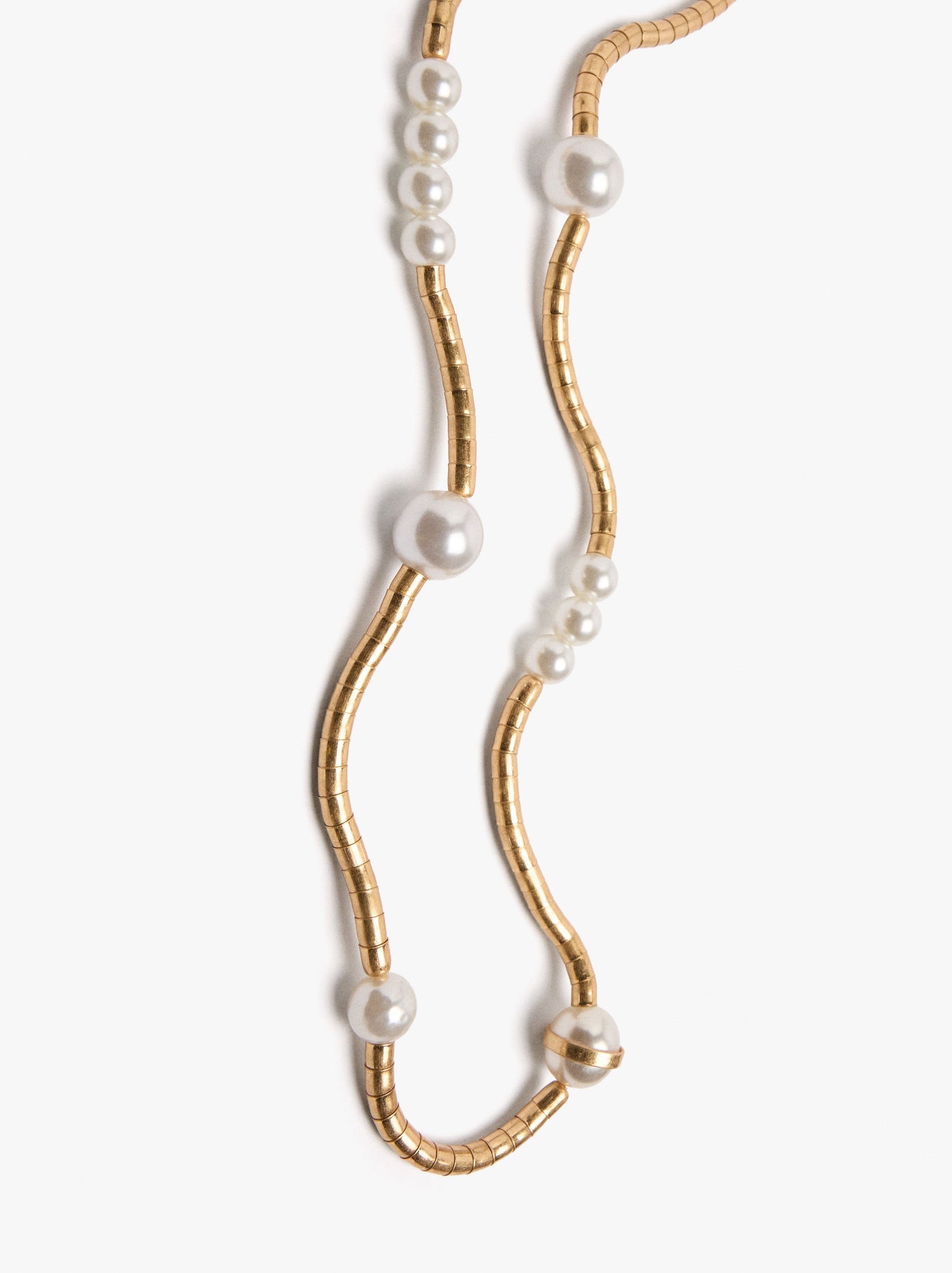 Long Necklace With Pearls