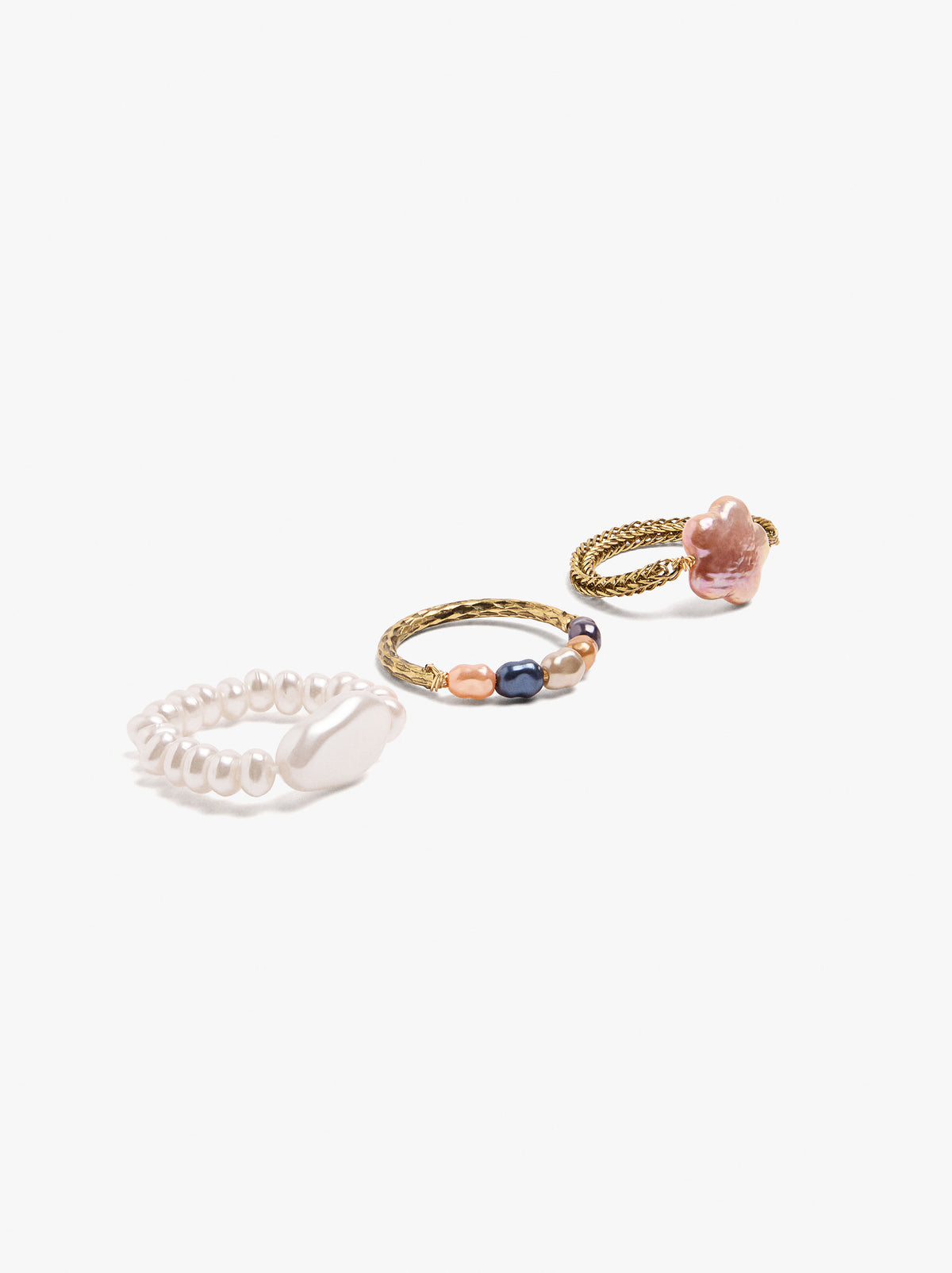 Set Of Rings With Freshwater Pearl