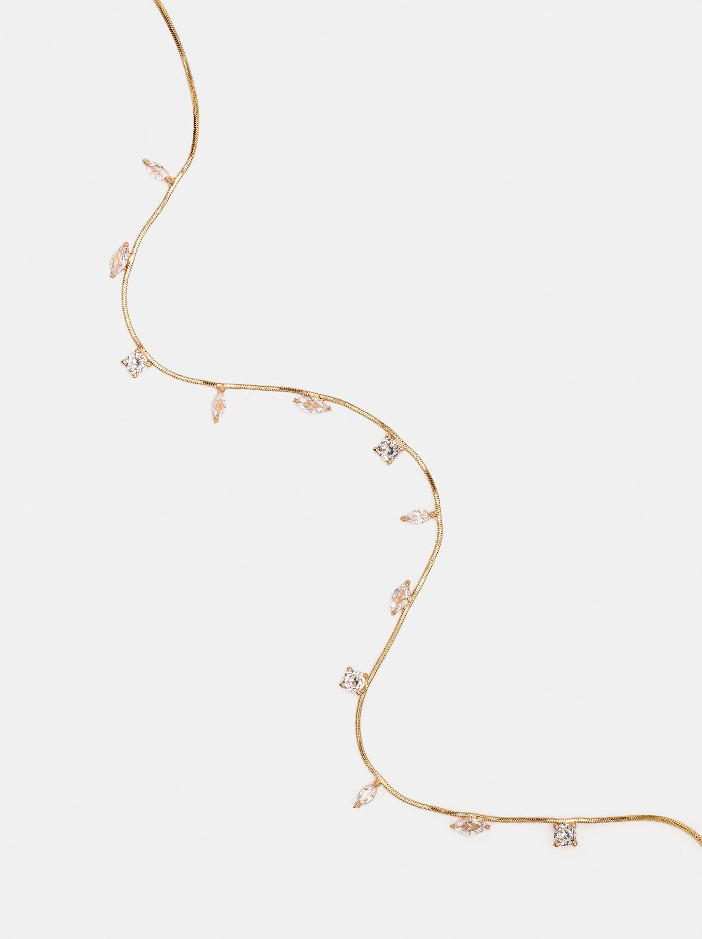 Short Necklace With Zirconia Stones