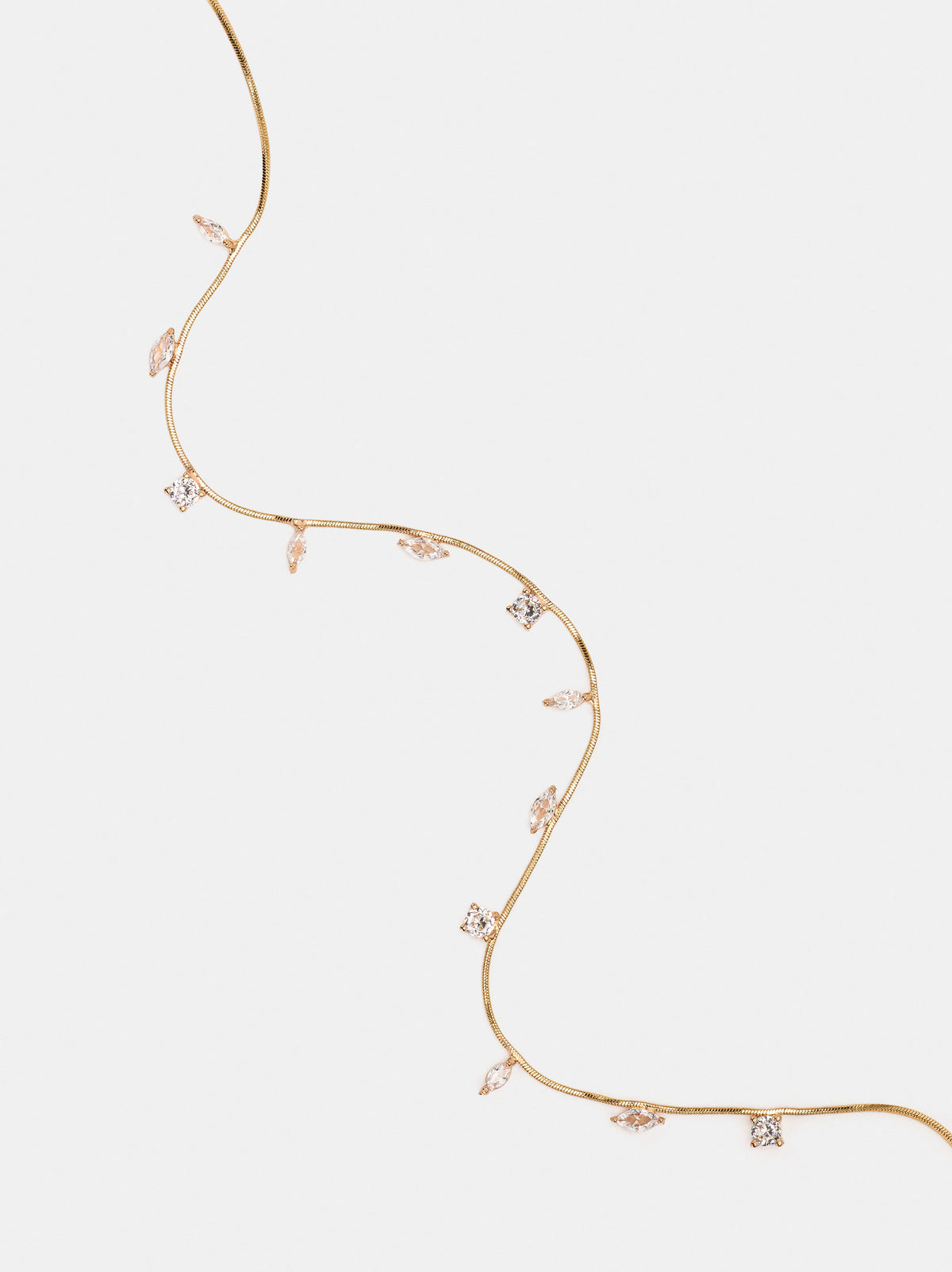 Short Necklace With Zirconia Stones