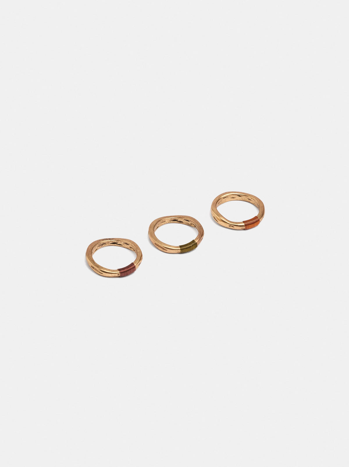 Set Of Rings With Multicolor Details