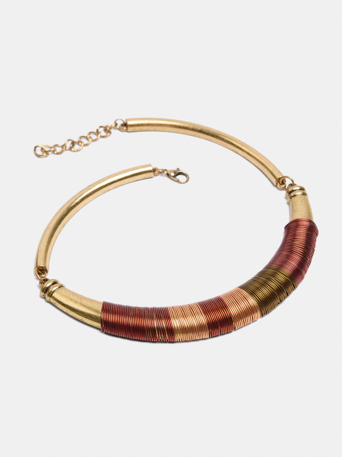 Multicolor Choker With Metallic Threads