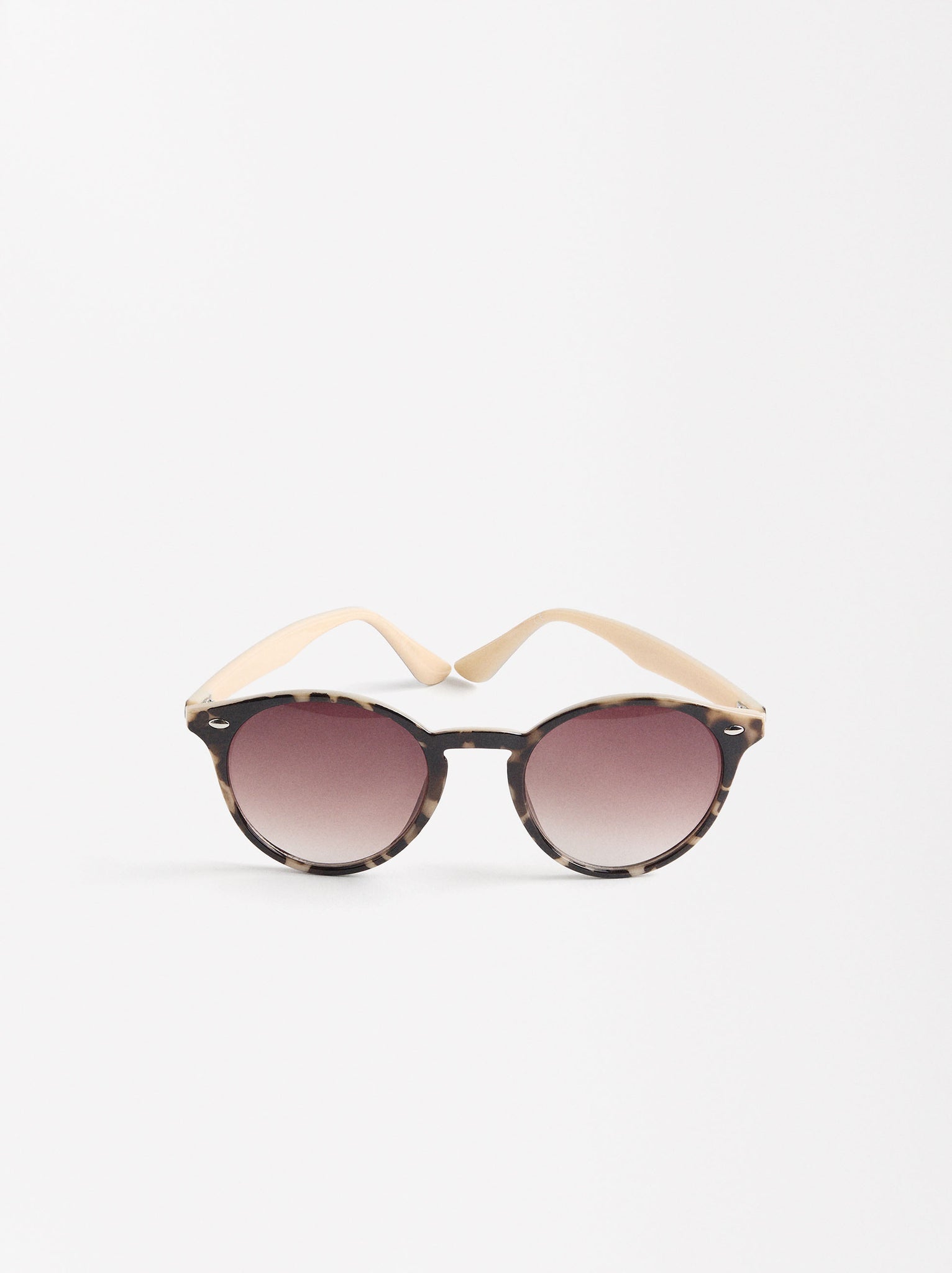 Sunglasses With Round Frames