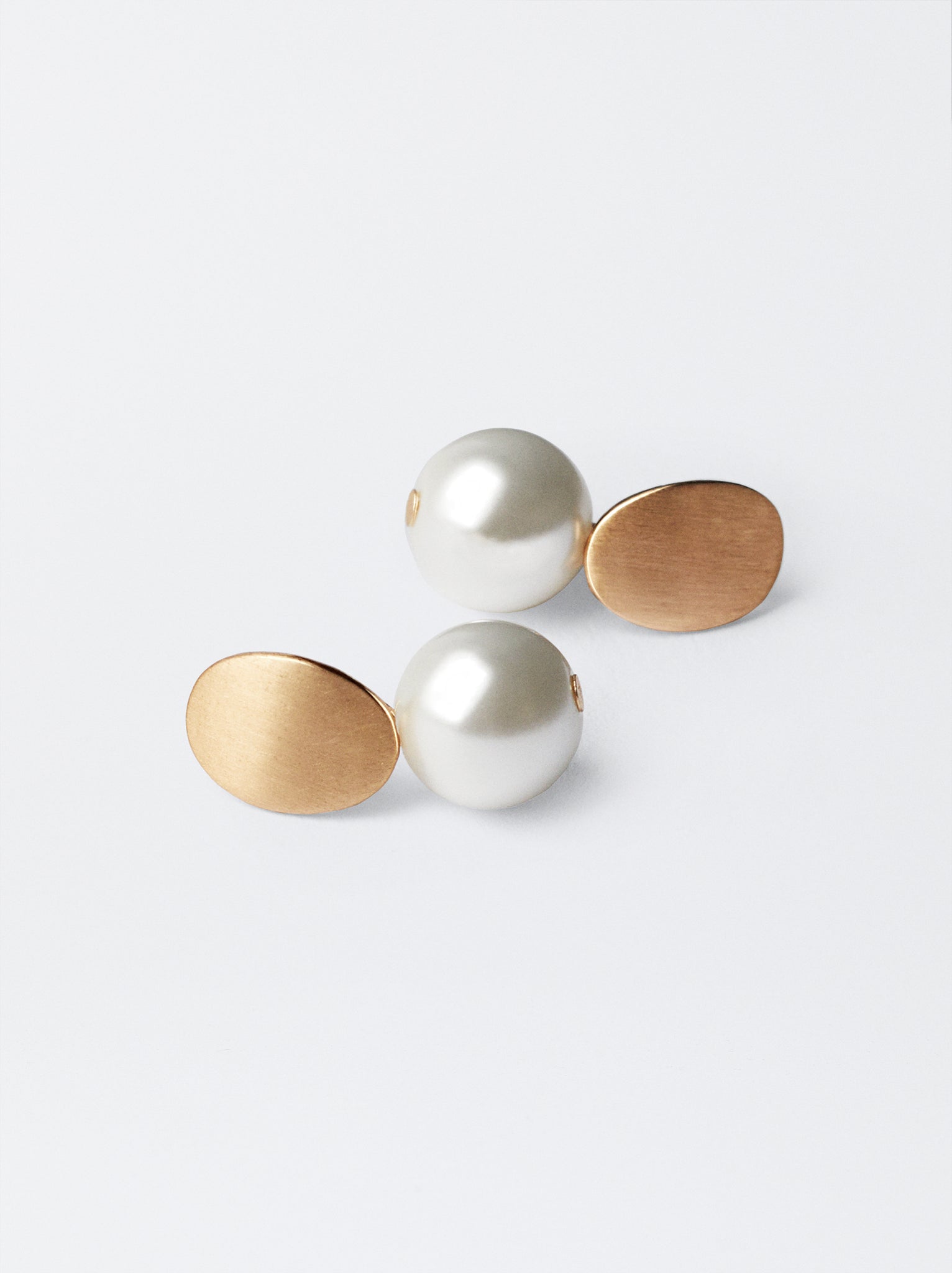 Basic Faux Pearl Short Earrings