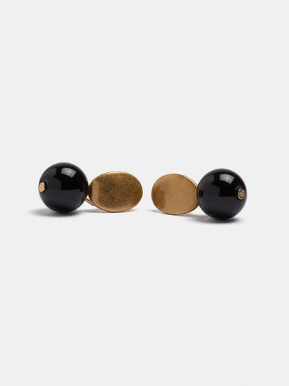 Short Earrings With Stone