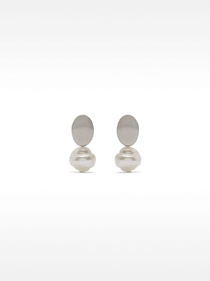 Earrings With Pearls