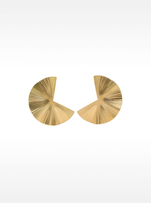 Medium Wavy Earrings